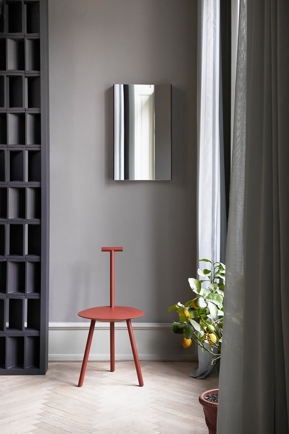 SPADE Chair Red