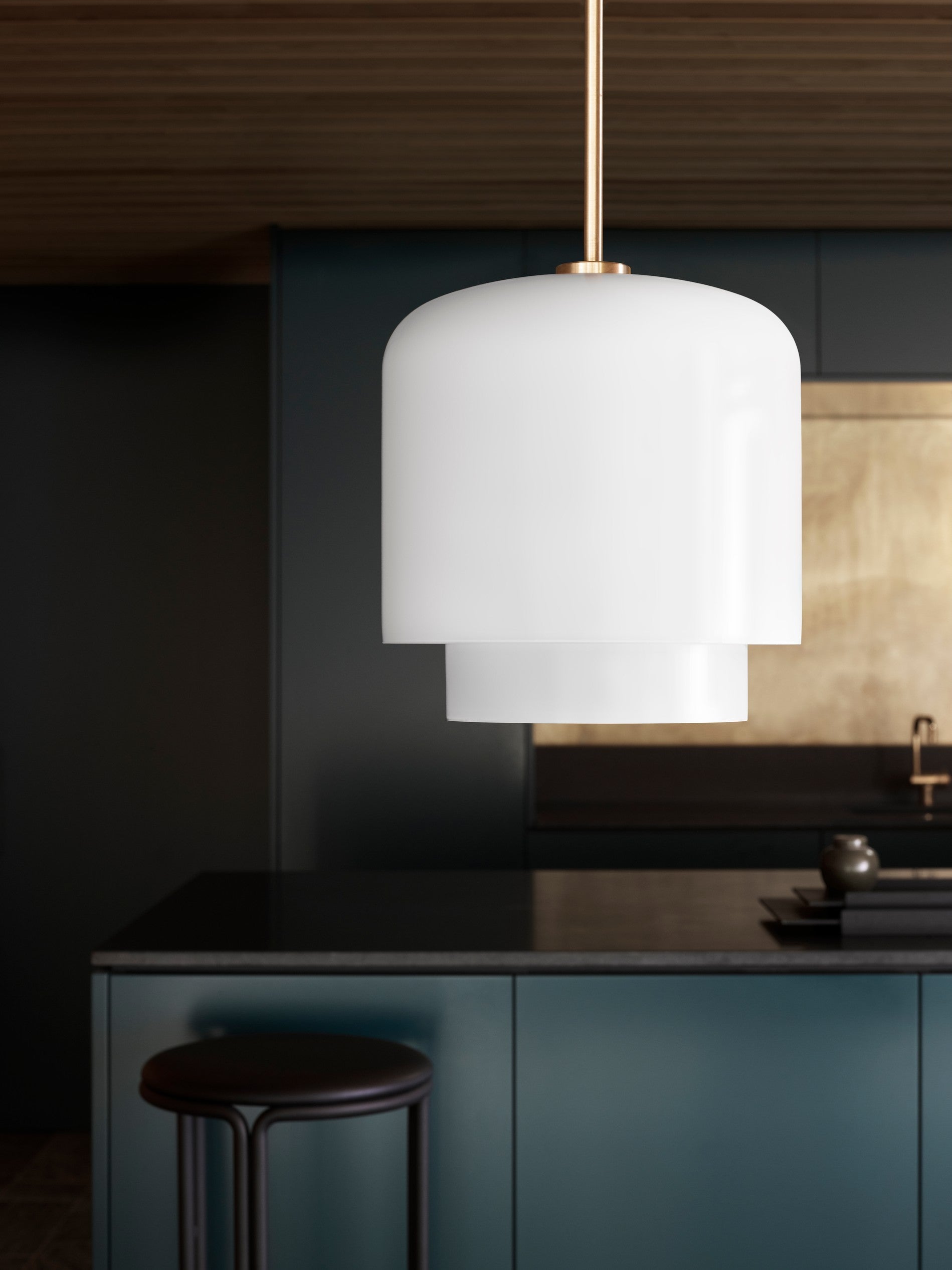 MEGUMI pendant lamp white with brass finish