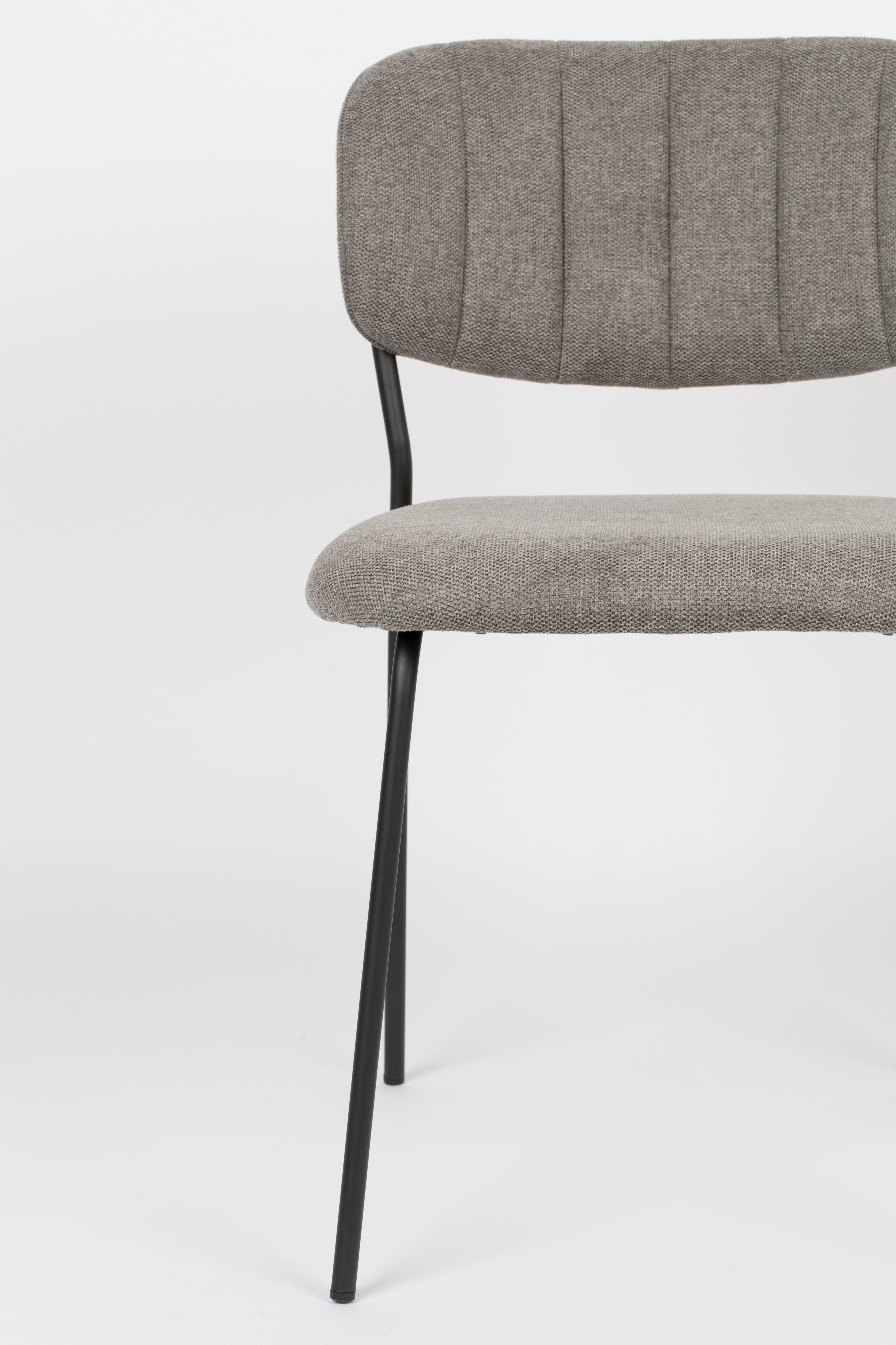 Jolien Gray chair with a black base