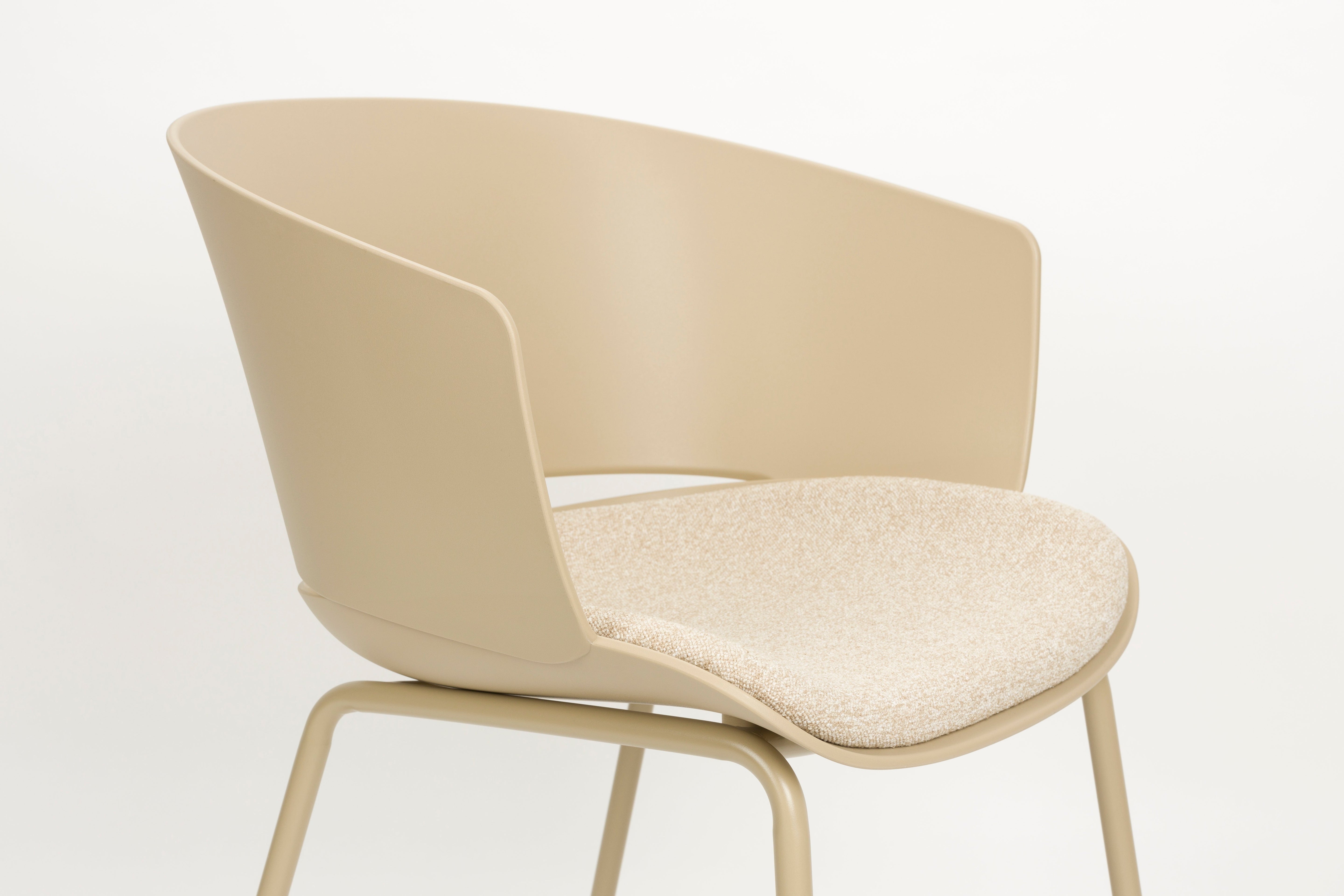 Jasica beige chair