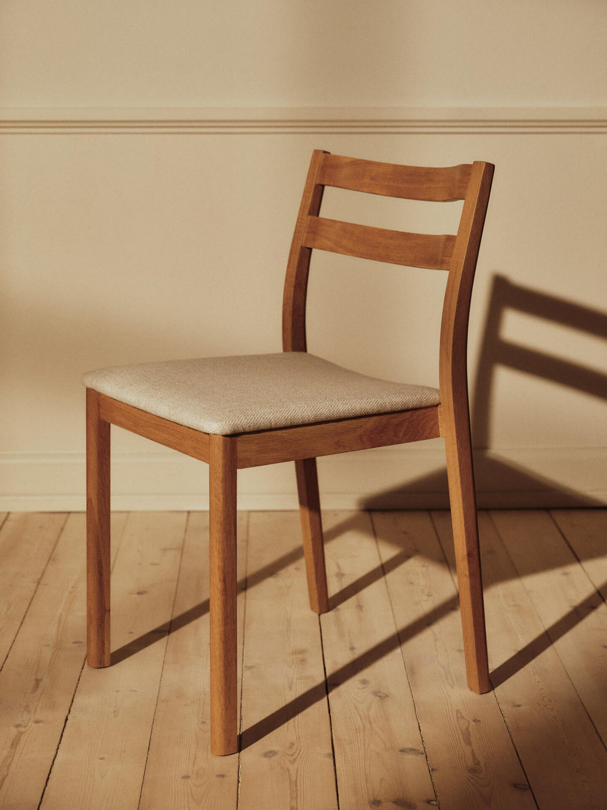 BODA Oak Veneer Chair