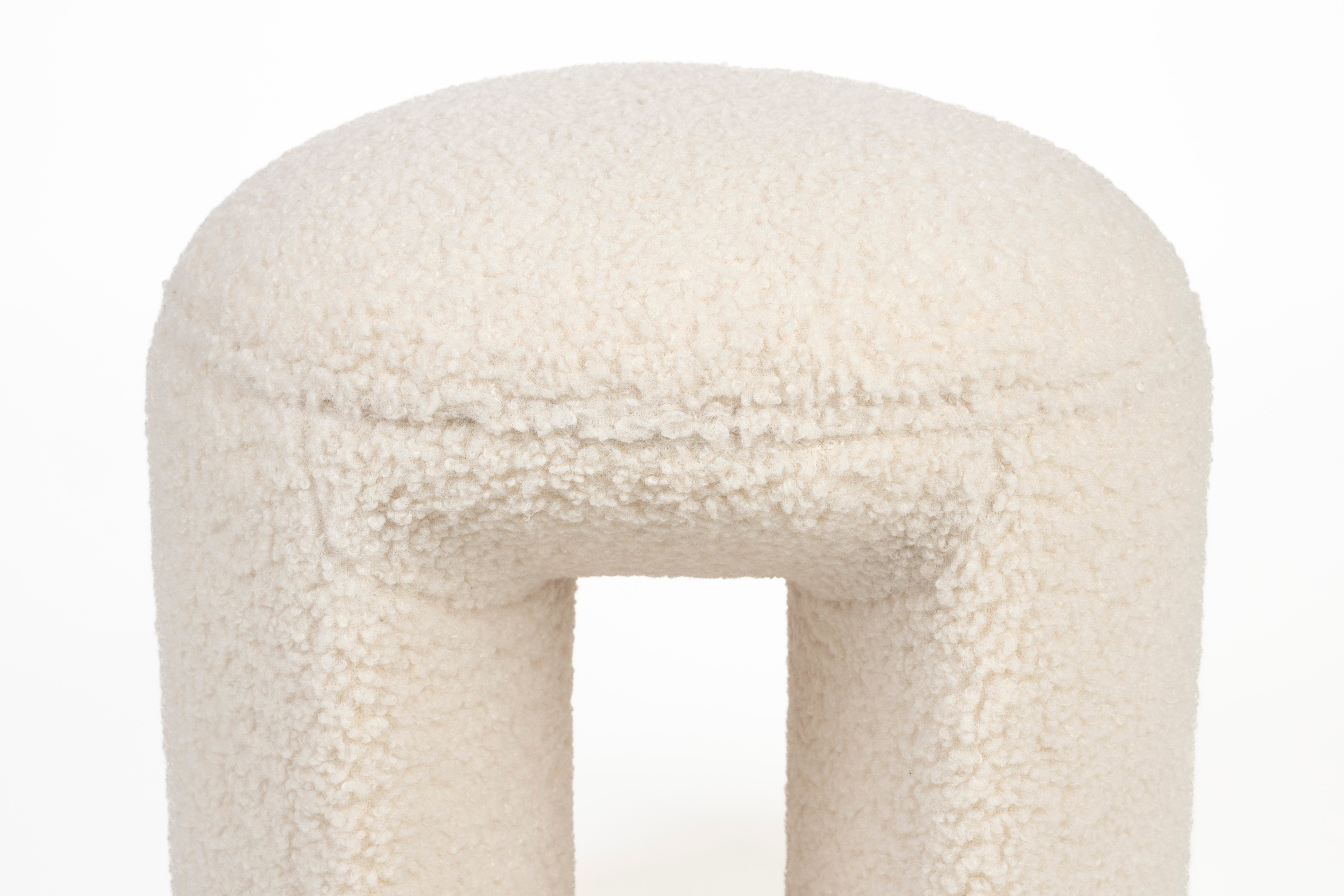 Noxx footrest cream lamb