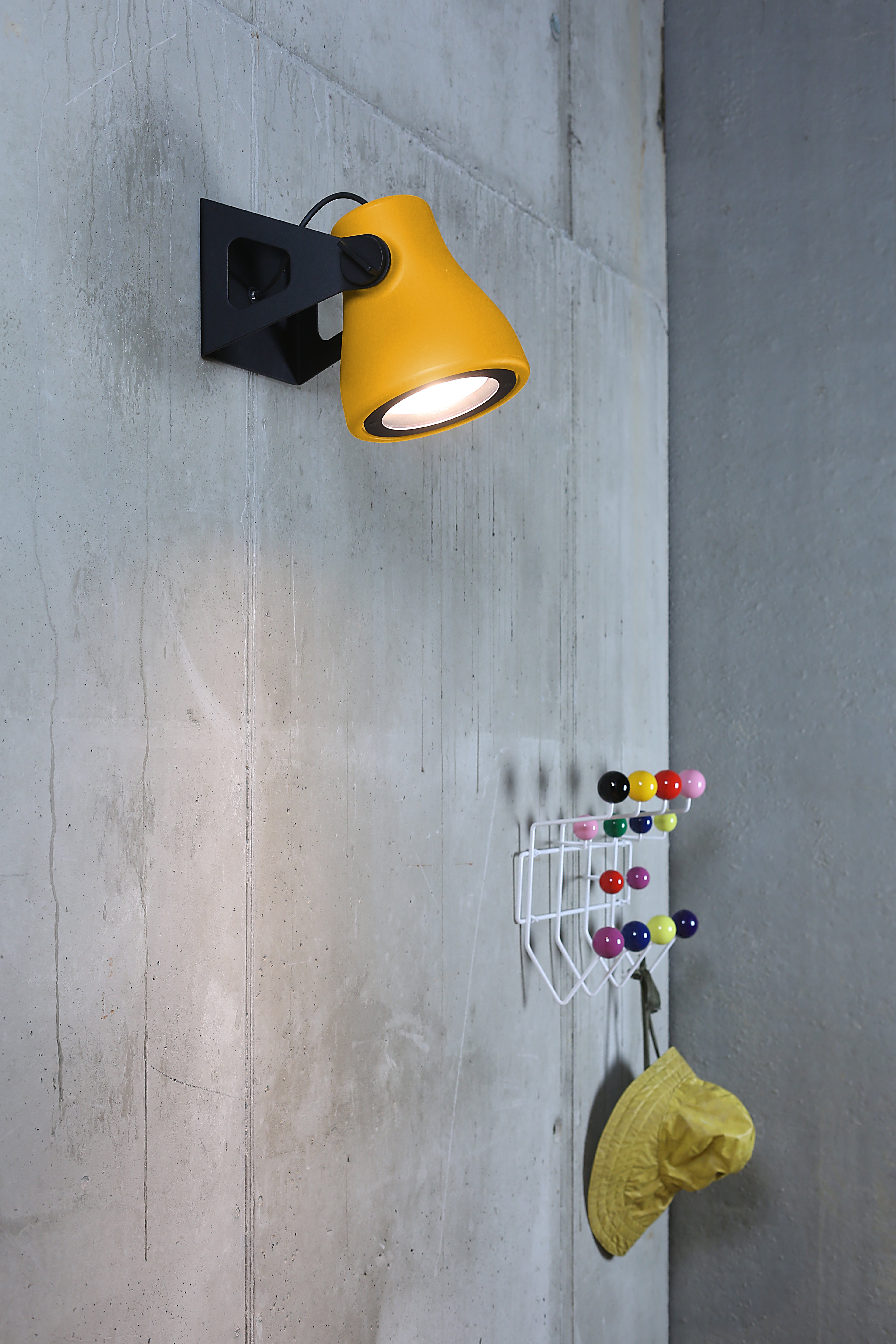 FROG Blue Outdoor Wall Lamp
