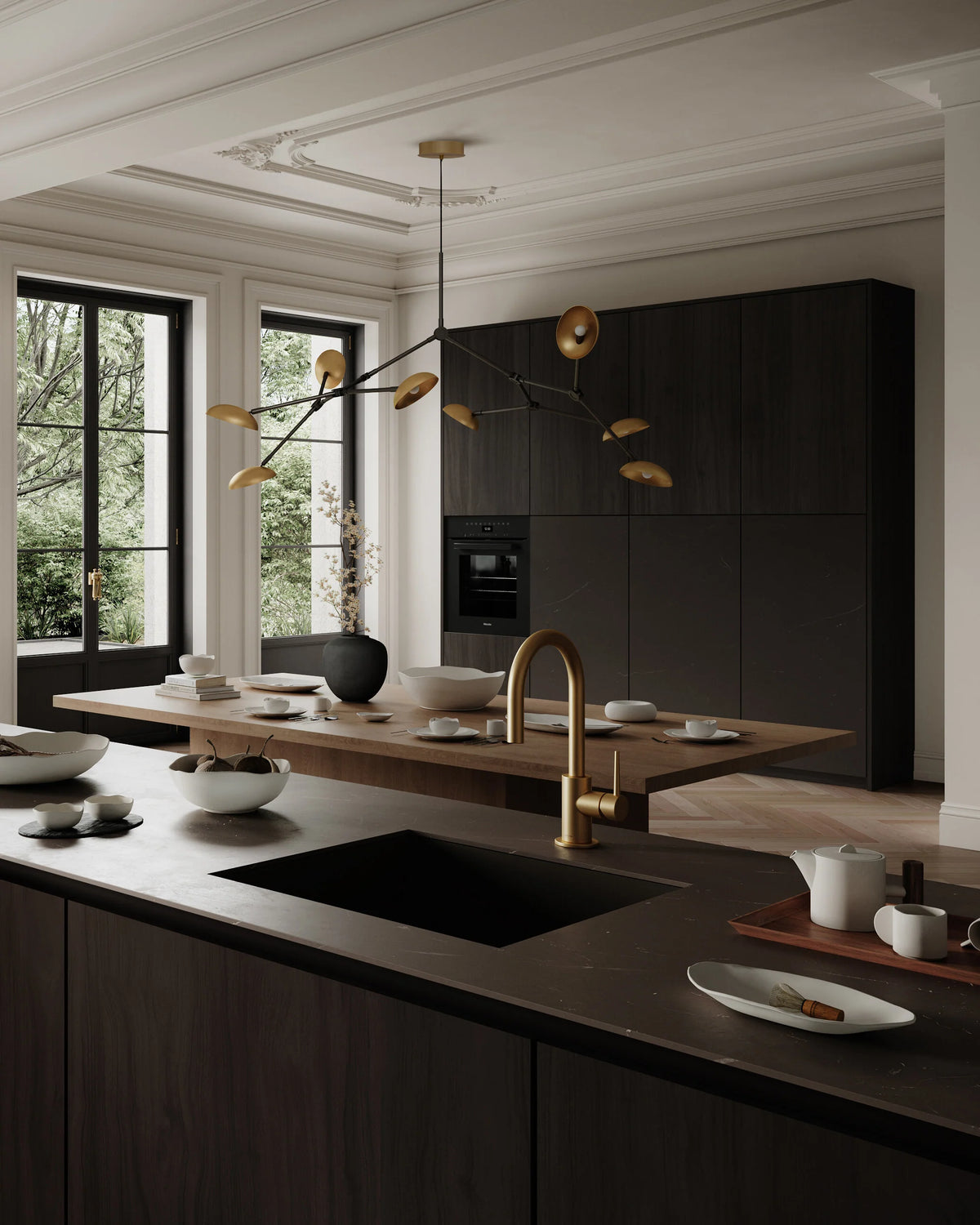 Drop chandelier brass