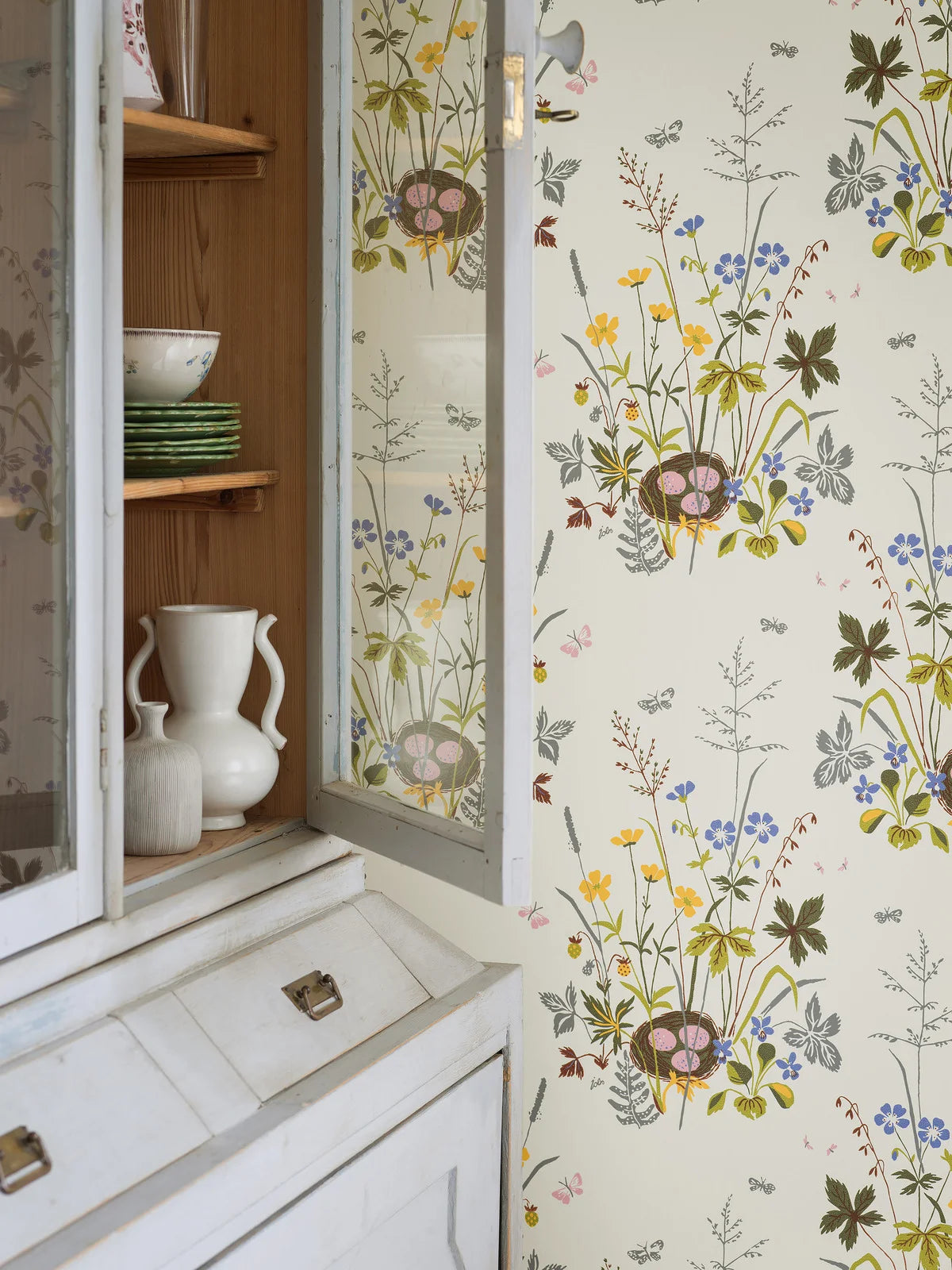 FAGELBO Cream Floral Pattern Wallpaper with Brown