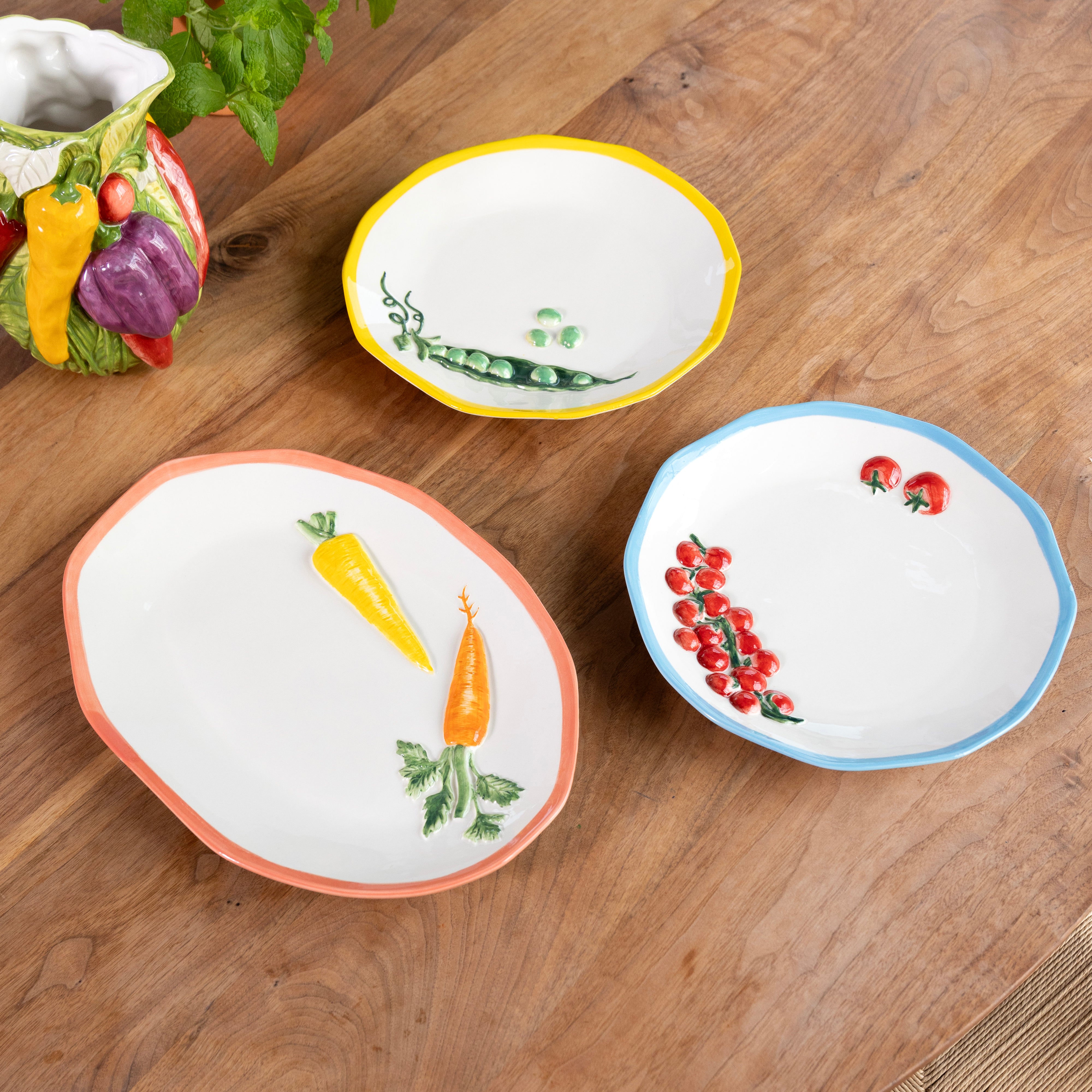 Serving plate POMODORO white with red and blue