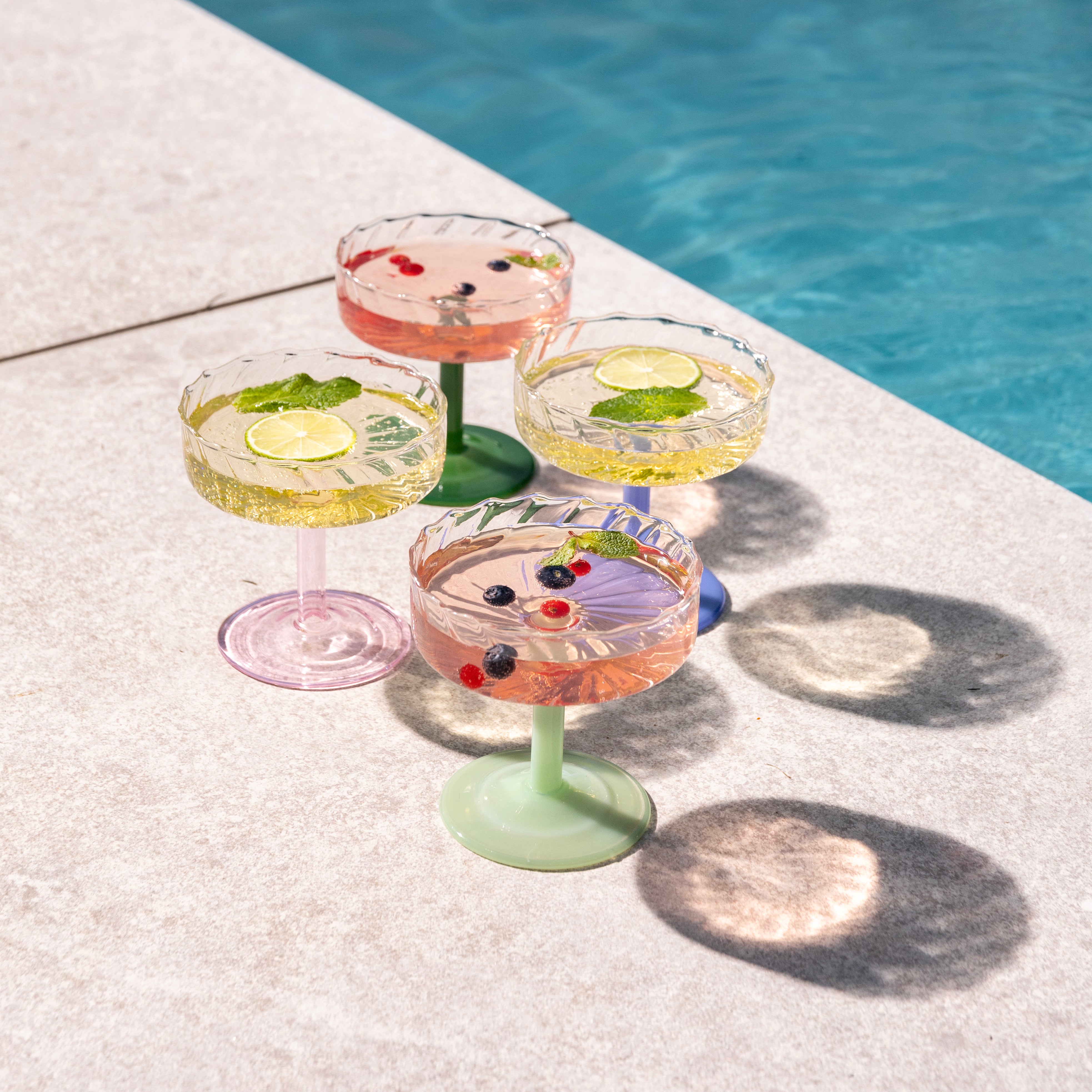 Set of Glass Goblets TWIRL Pink