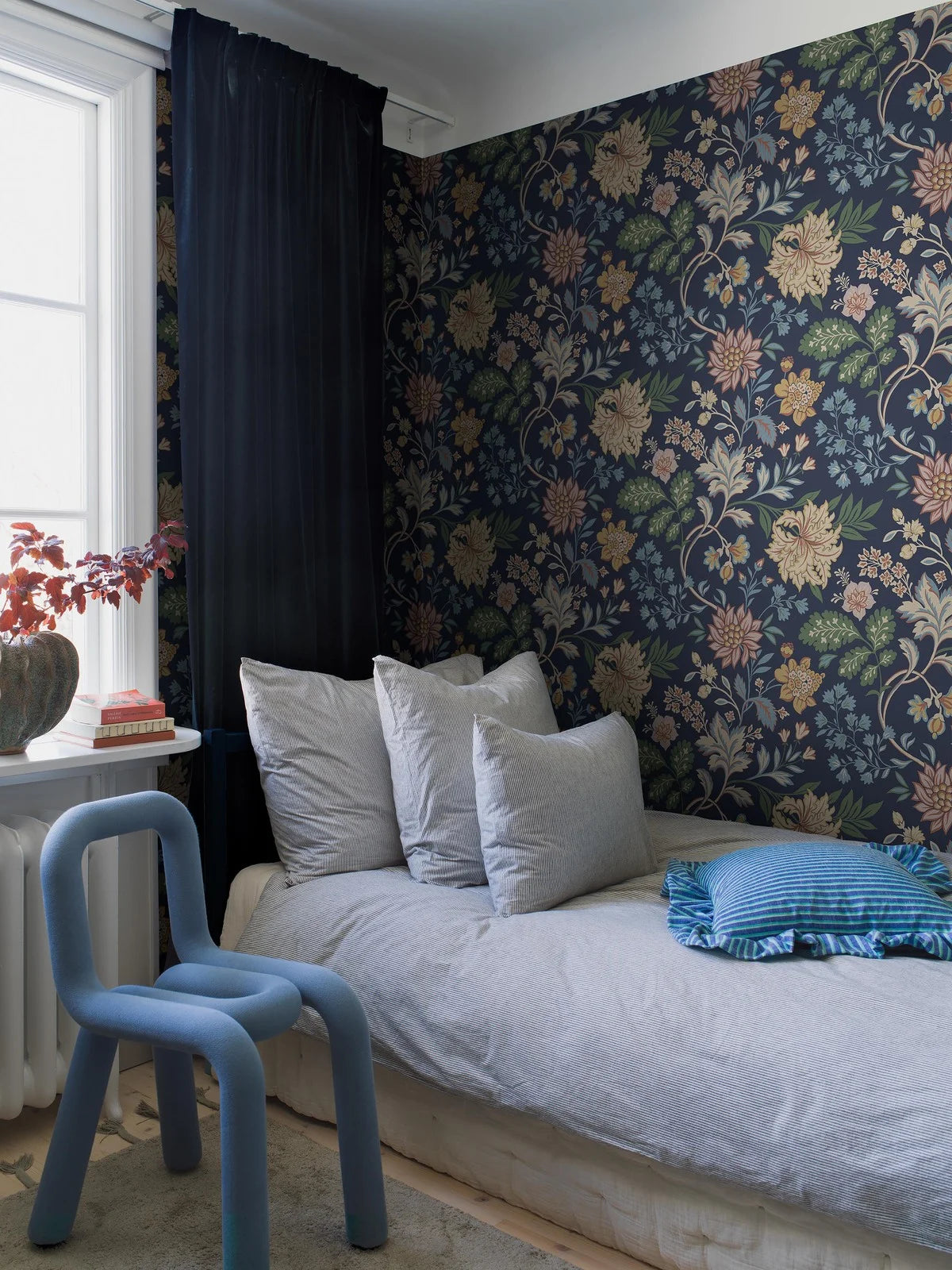 Non-woven paper wallpaper with a plant pattern ALICIA dark blue with yellow