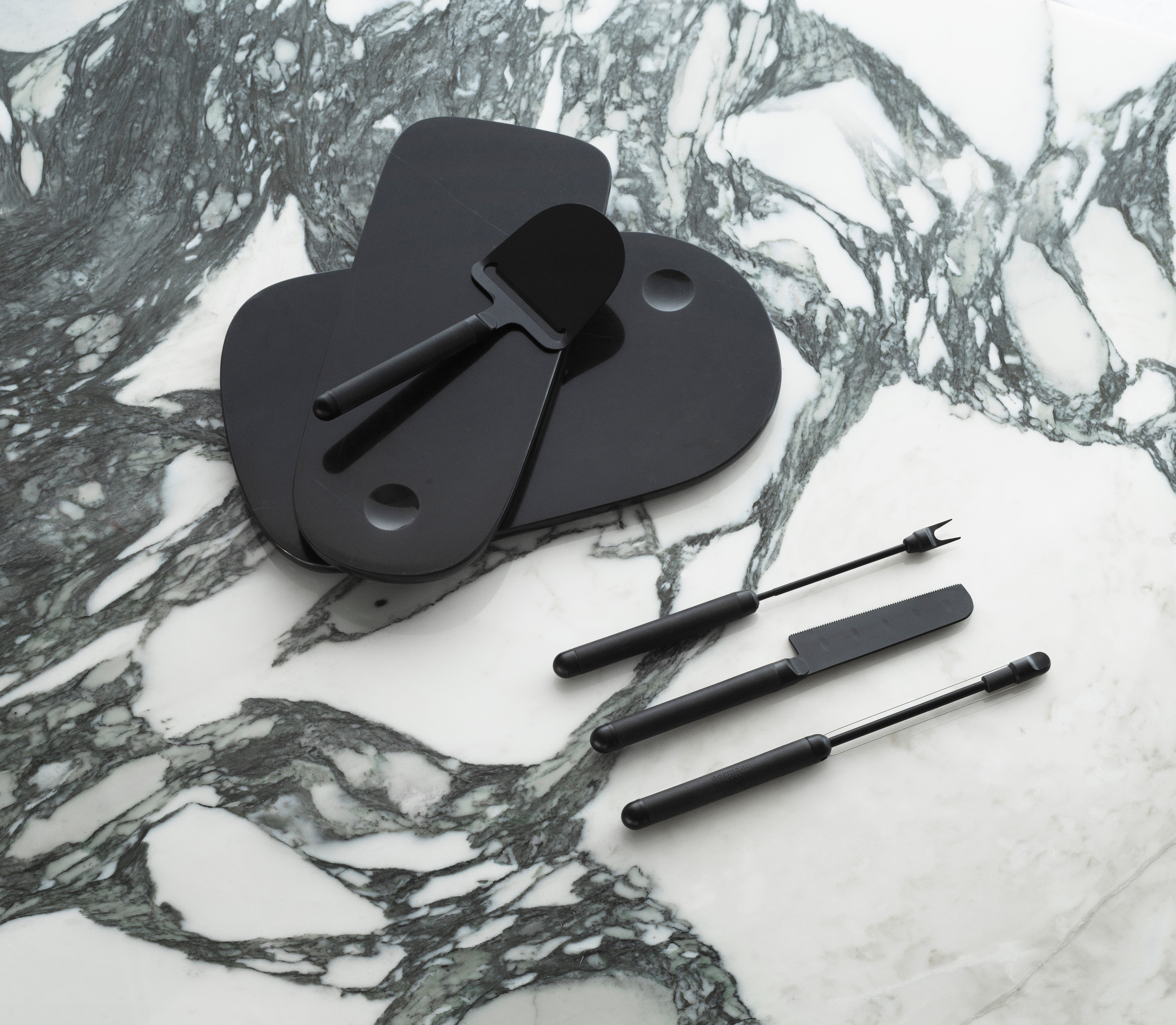 Käsemesser PEBBLE schwarz