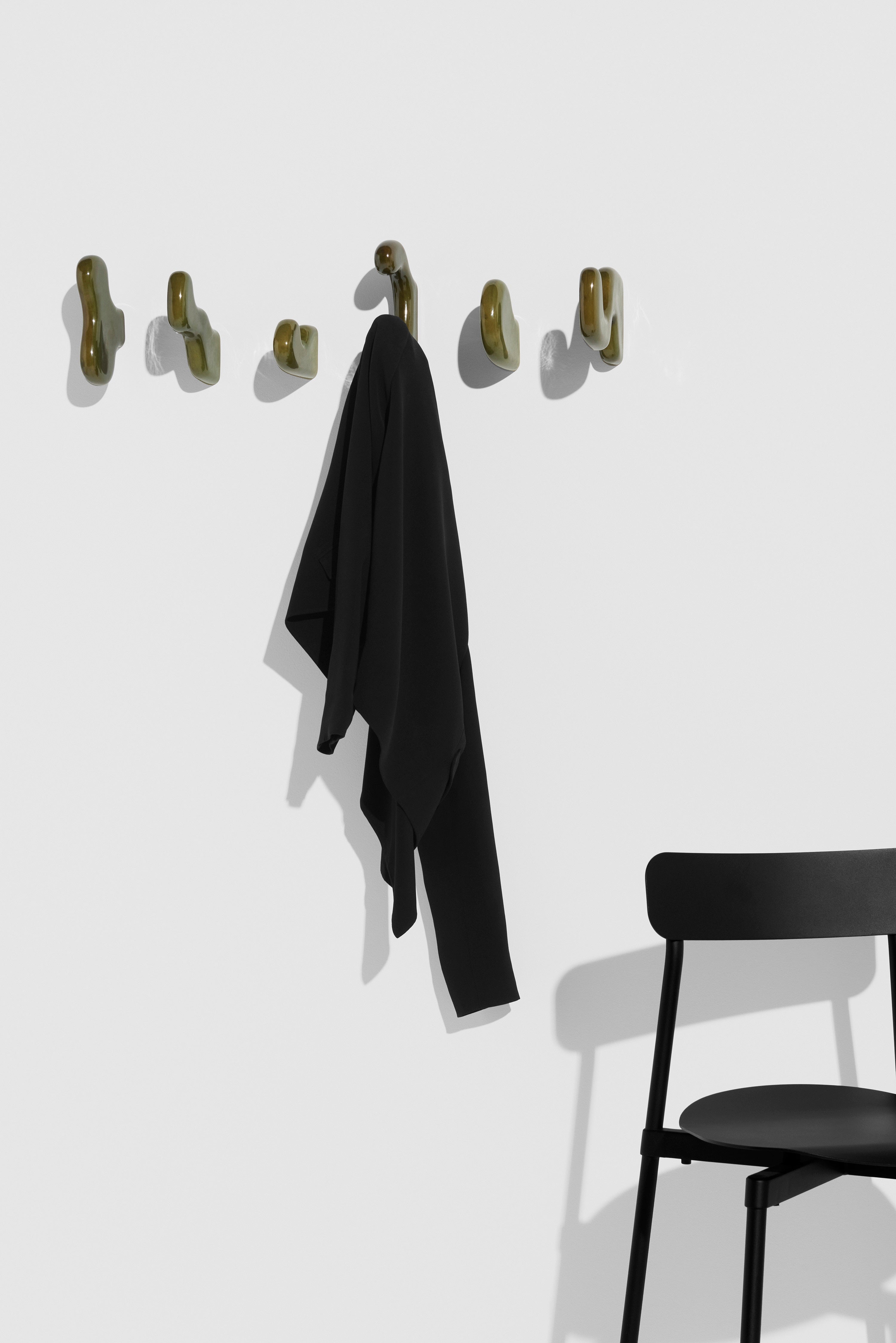 KLUMP green wall hook set