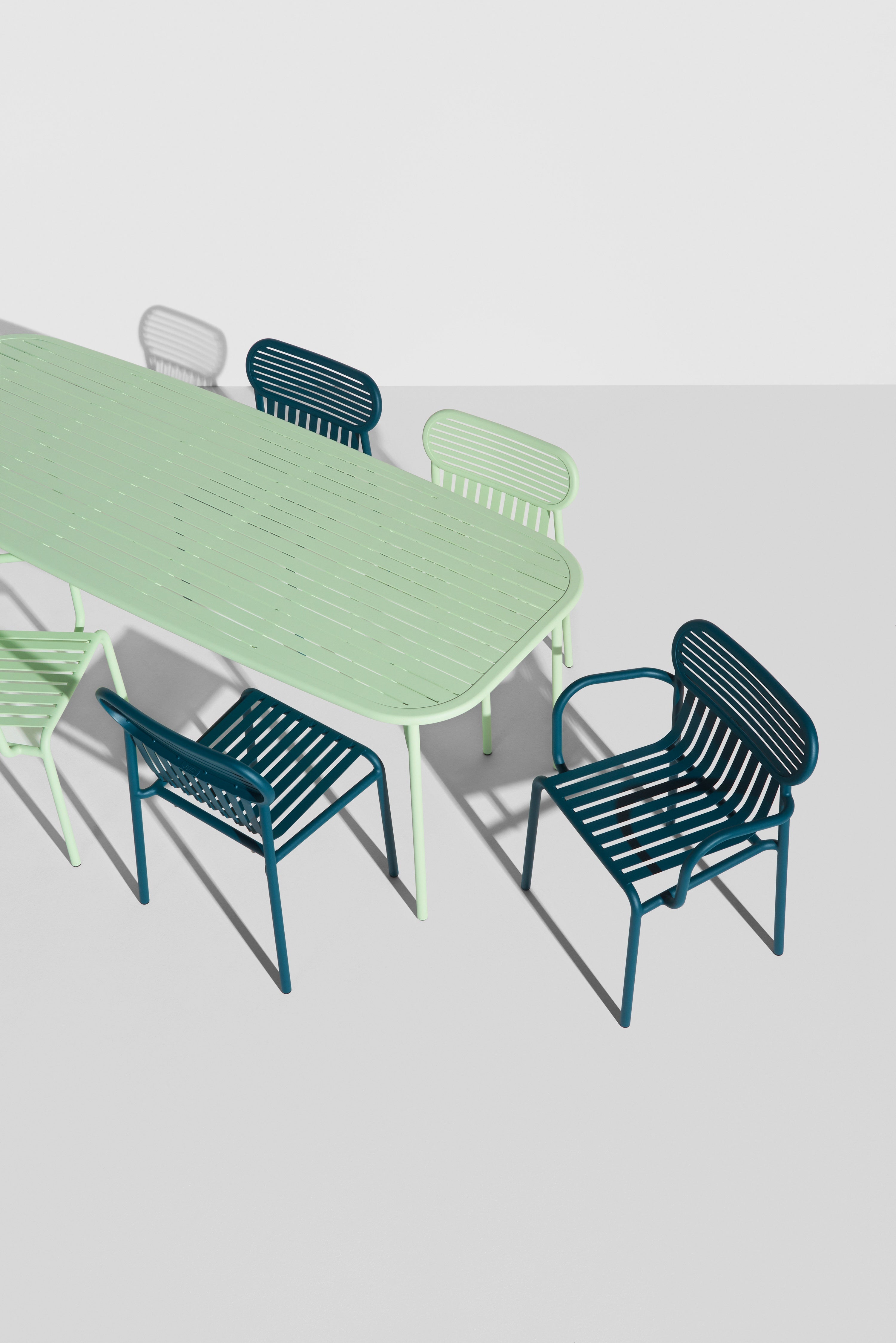WEEK-END Dark Blue Garden Chair with Armrests