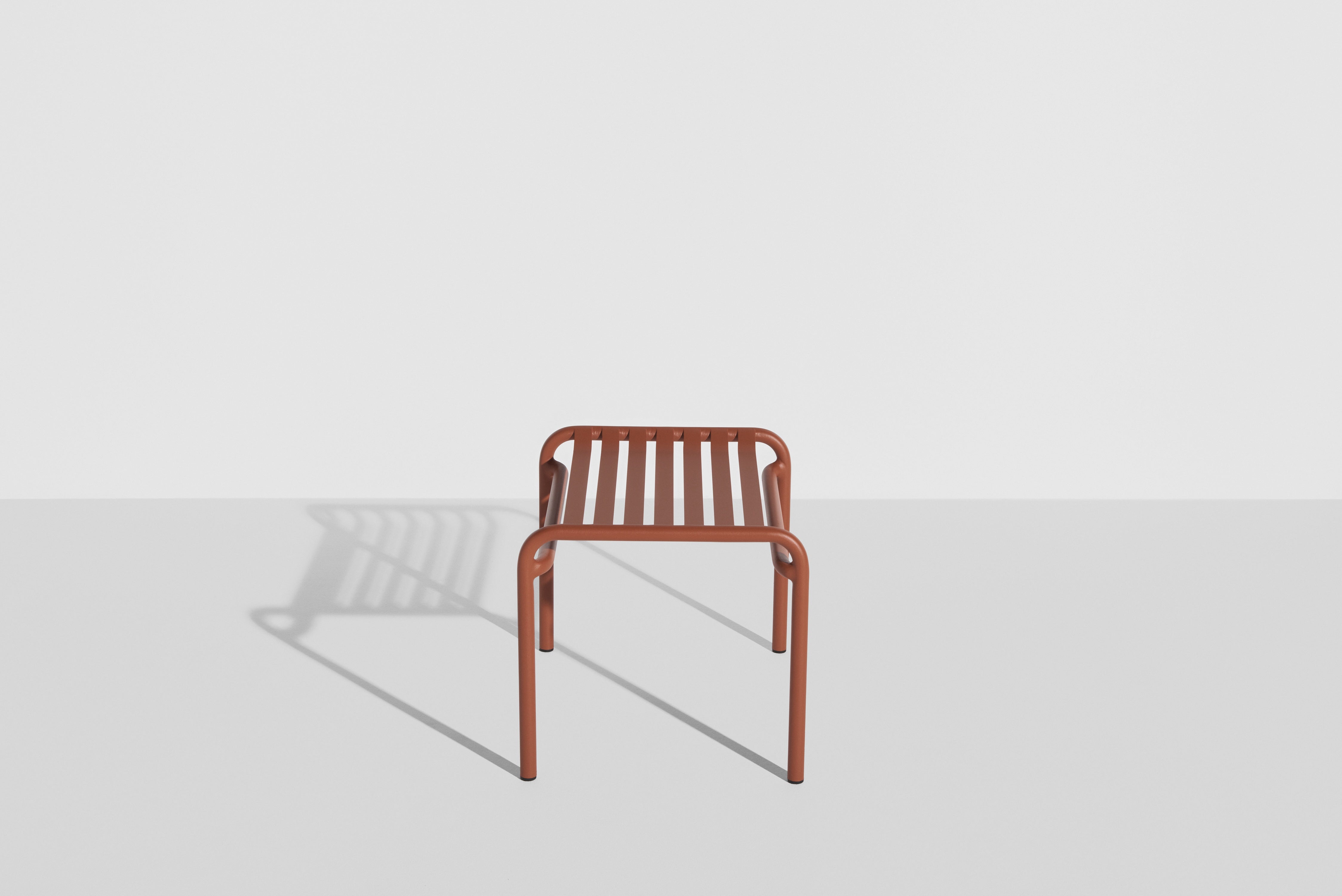 WEEK-END garden footstool in terracotta