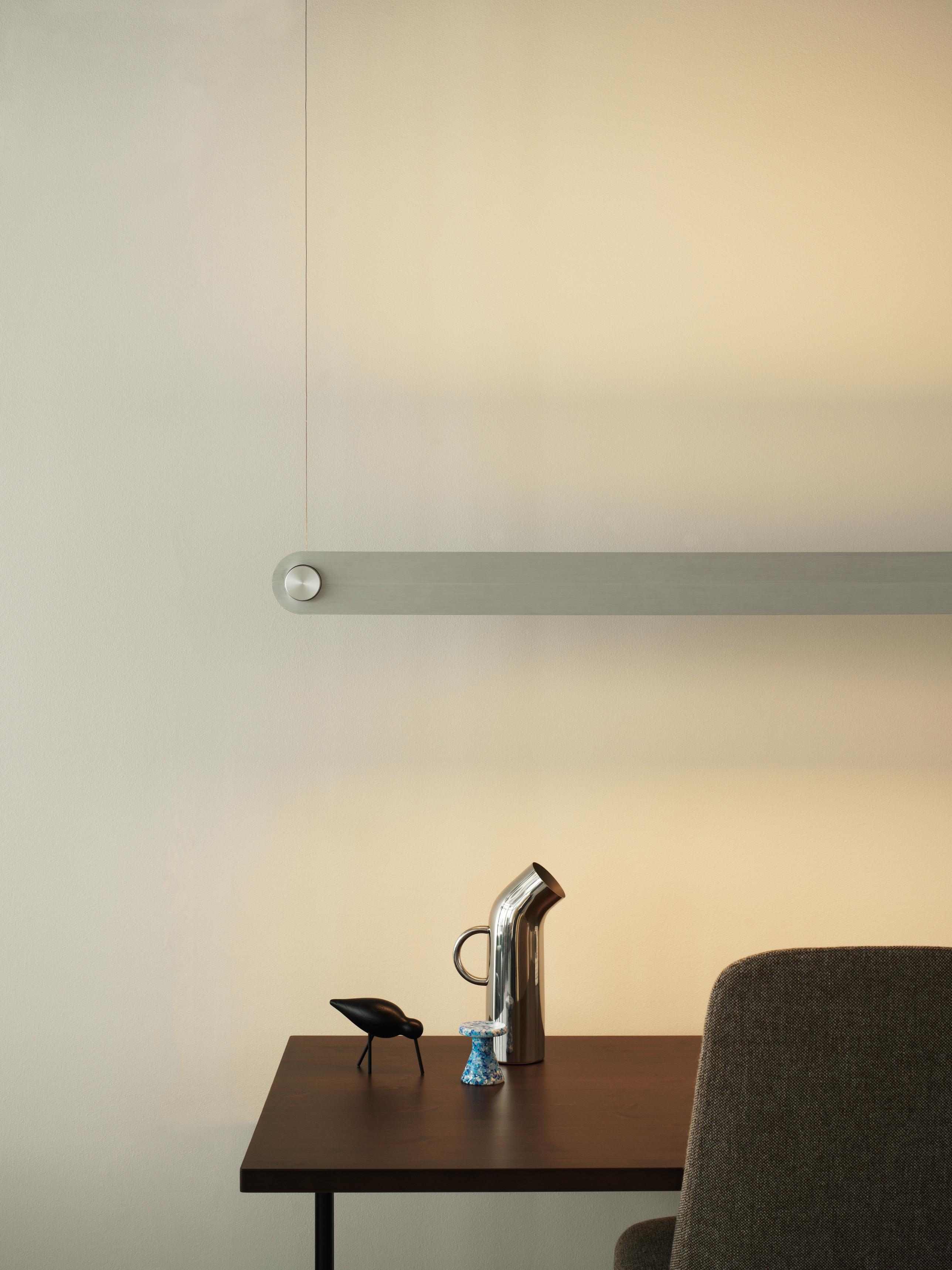 DIM LINEAR technische Lampe aus gebürstetem Aluminium