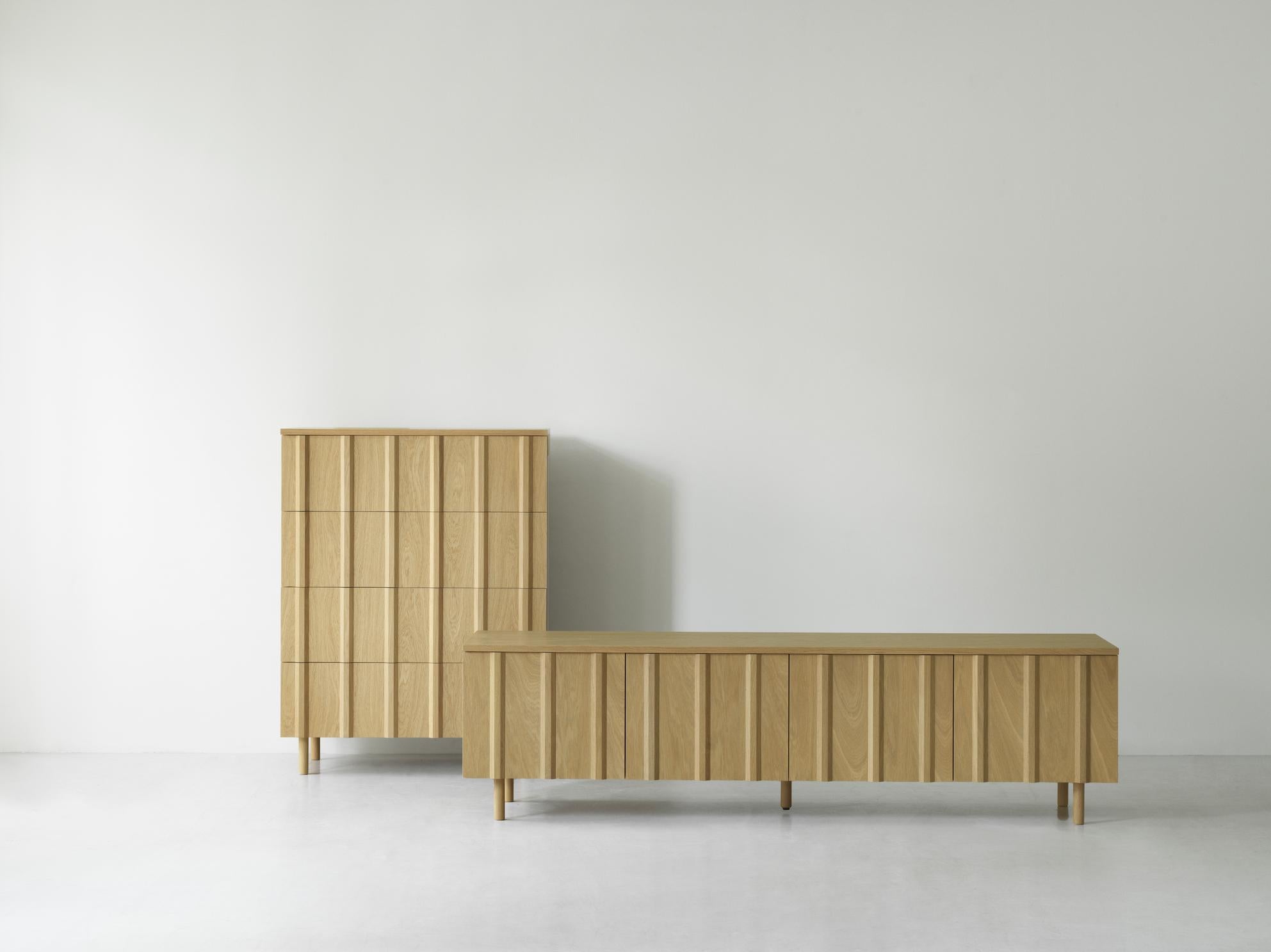 RIB RIB RIB CABINET Oak veneer