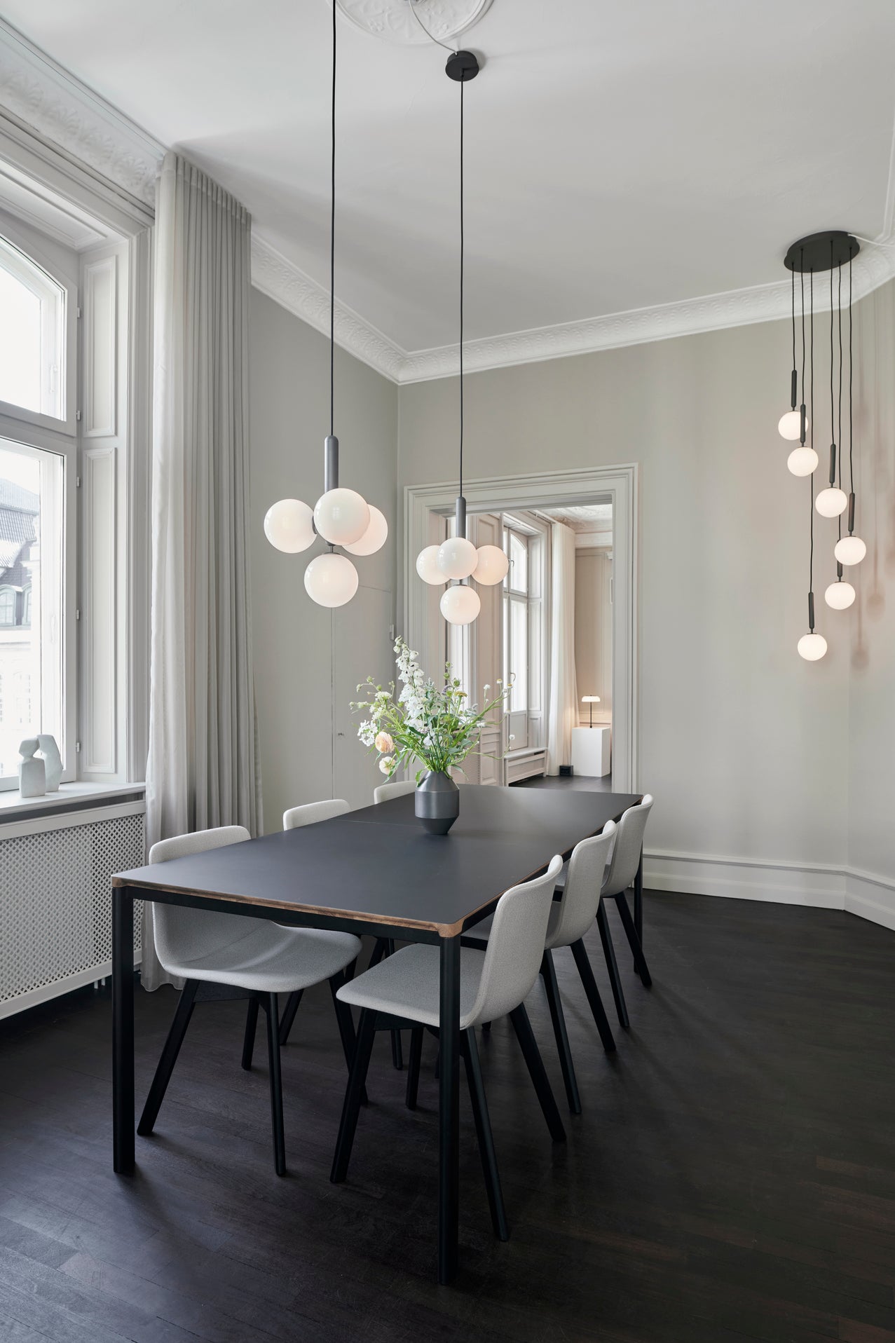 MIIRA 6 Pendant Lamp in Graphite with Transparent Glass