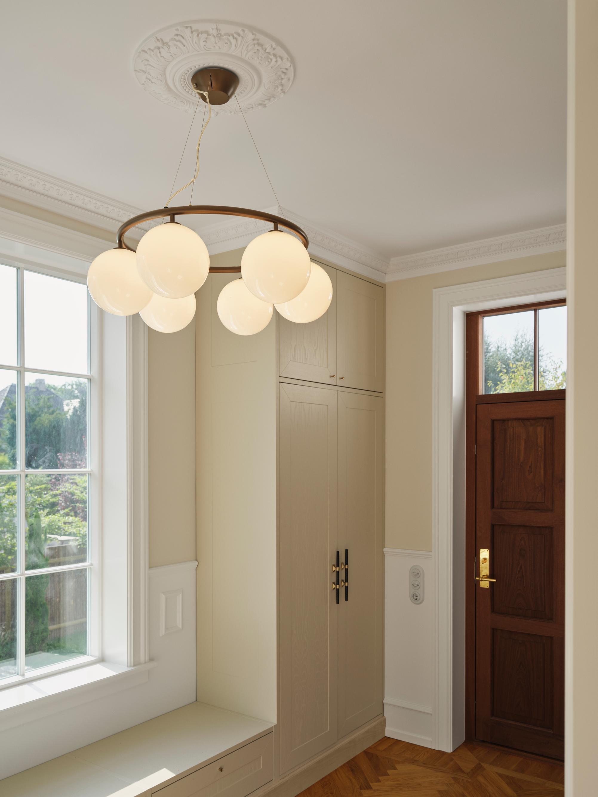 MIIRA 6 CIRCULAR Pendant Lamp Dark Brown with Opal Glass