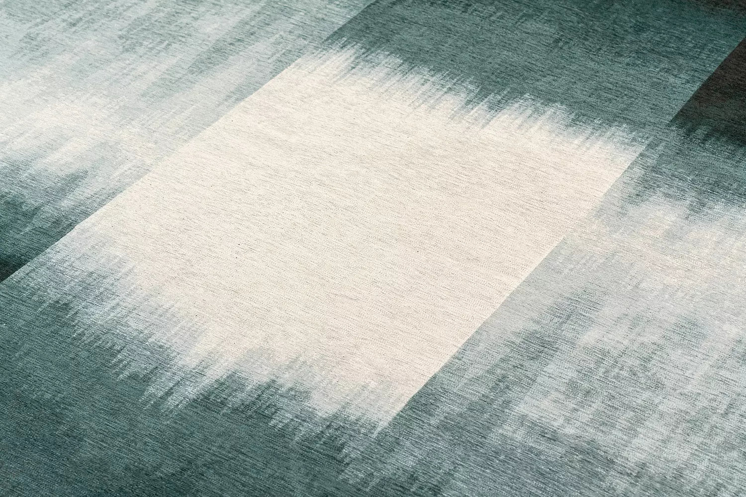 Round rug SENDAI blue with white