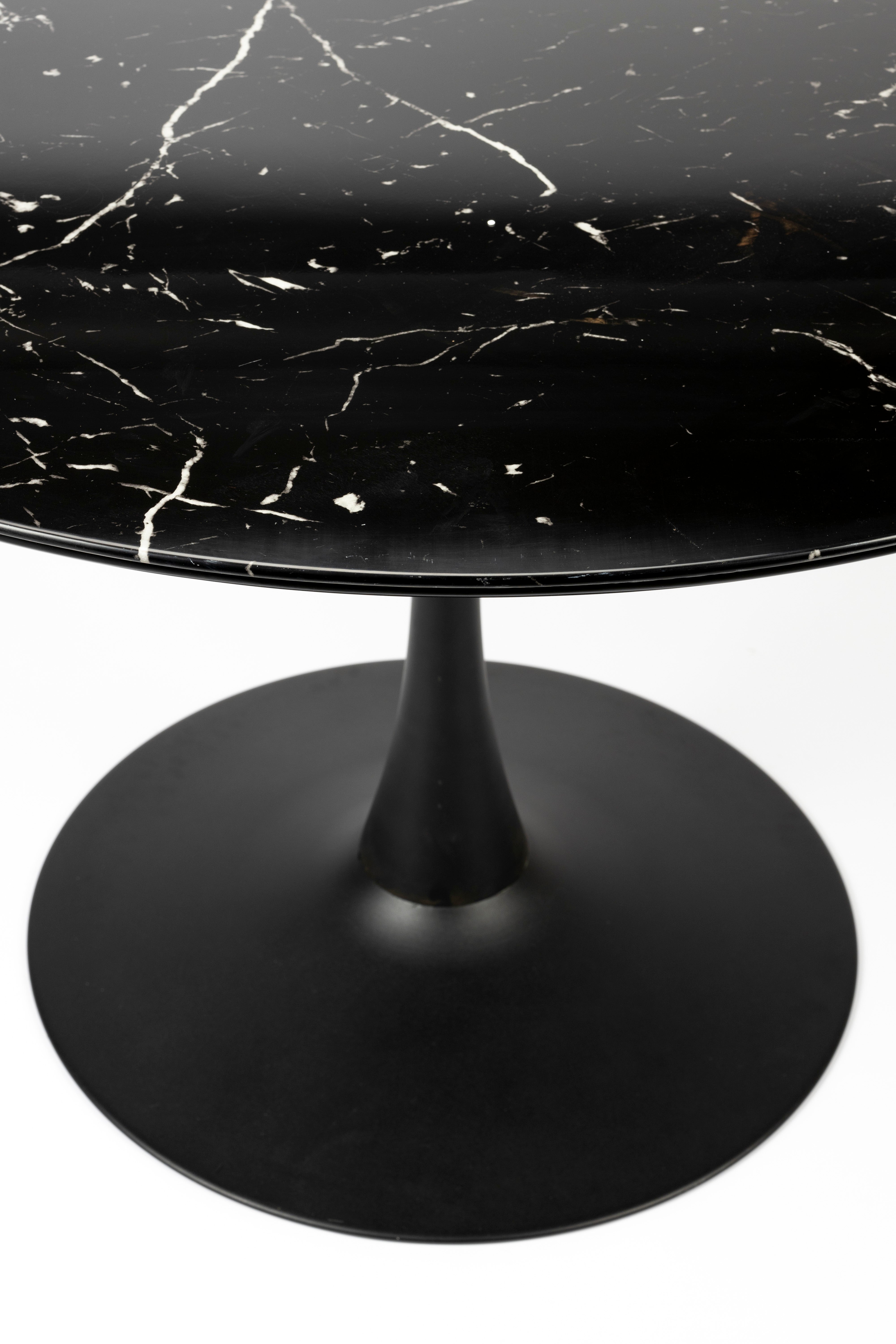 Round Table Black Maru