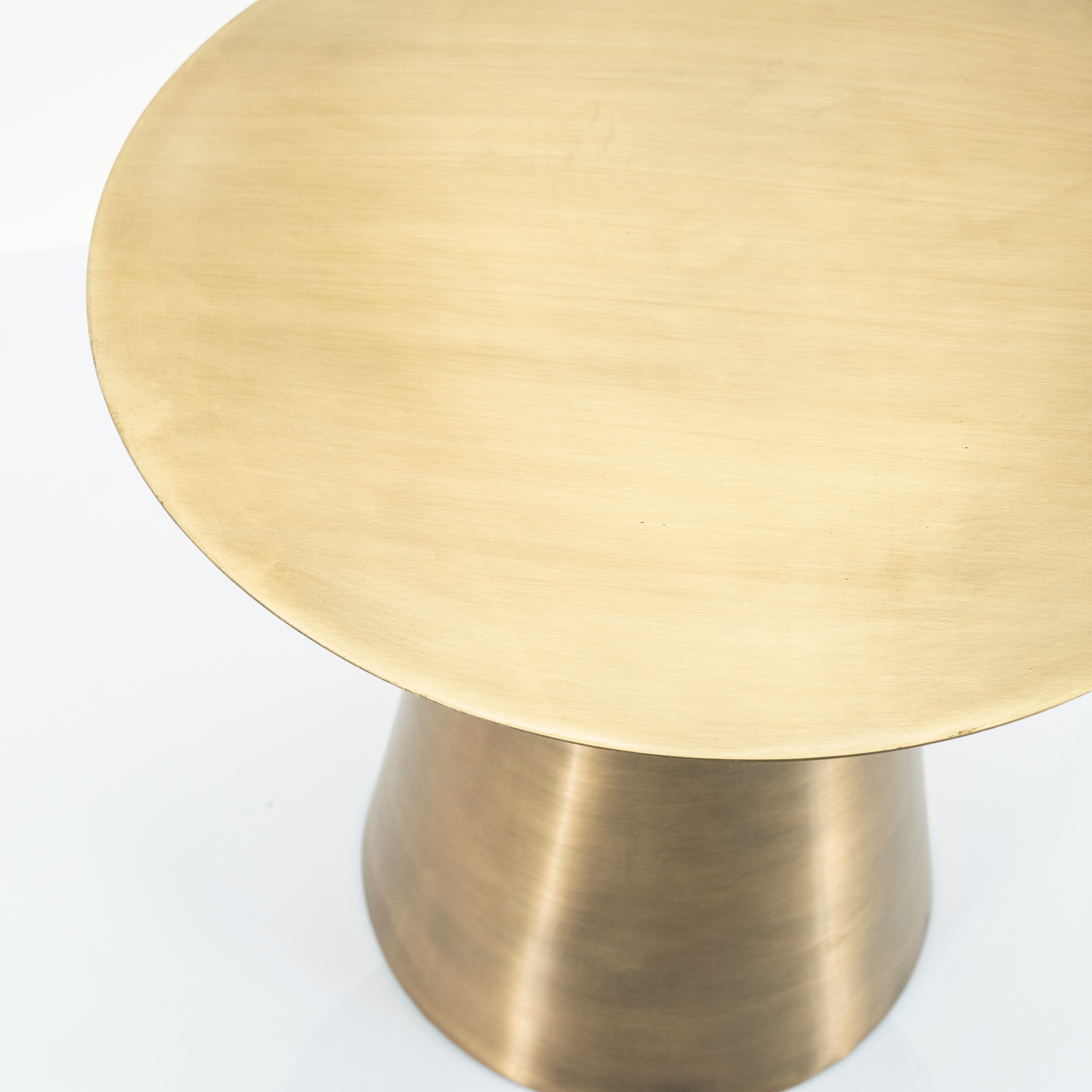 Beistelltisch MASTIC gold