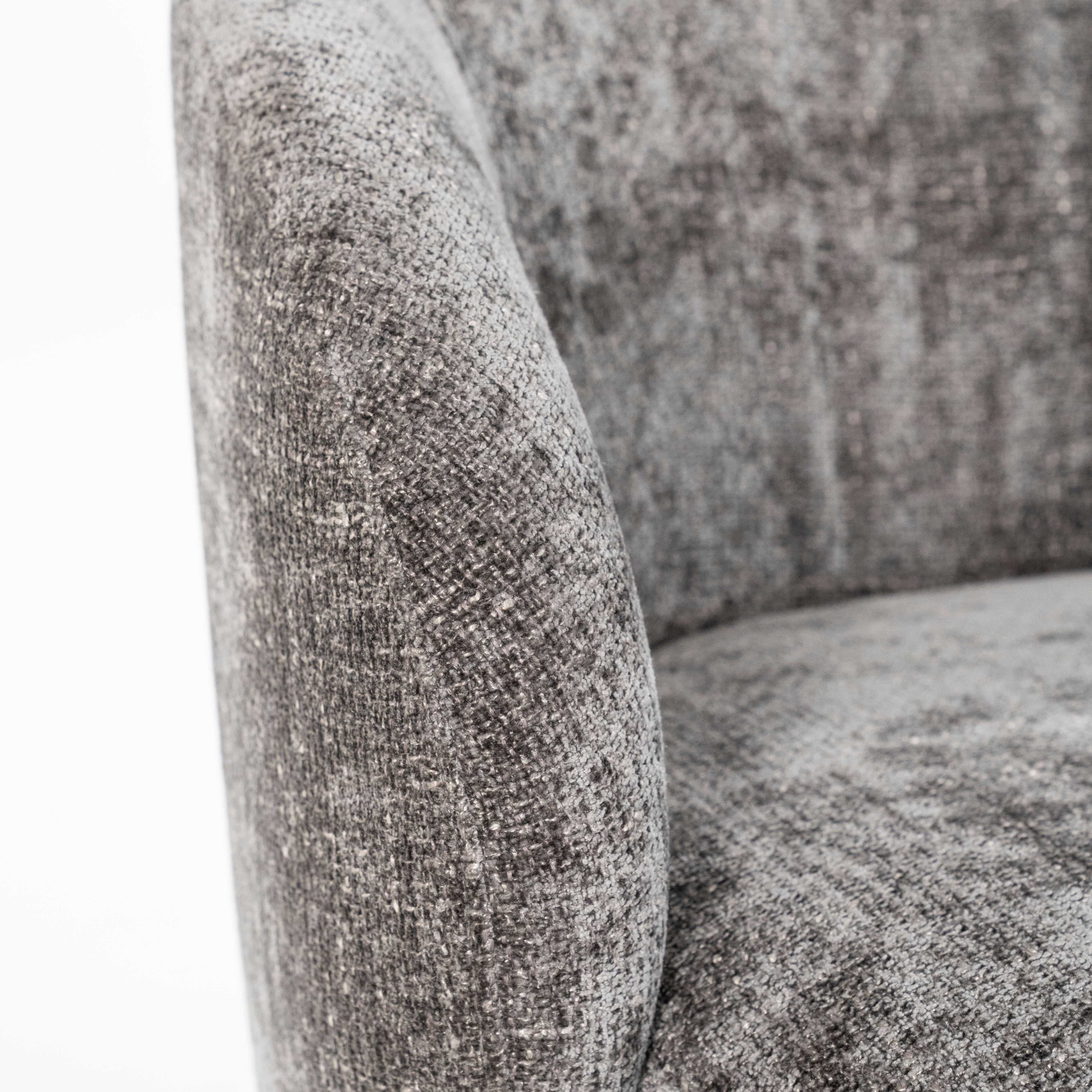 OASIS Armchair Brown