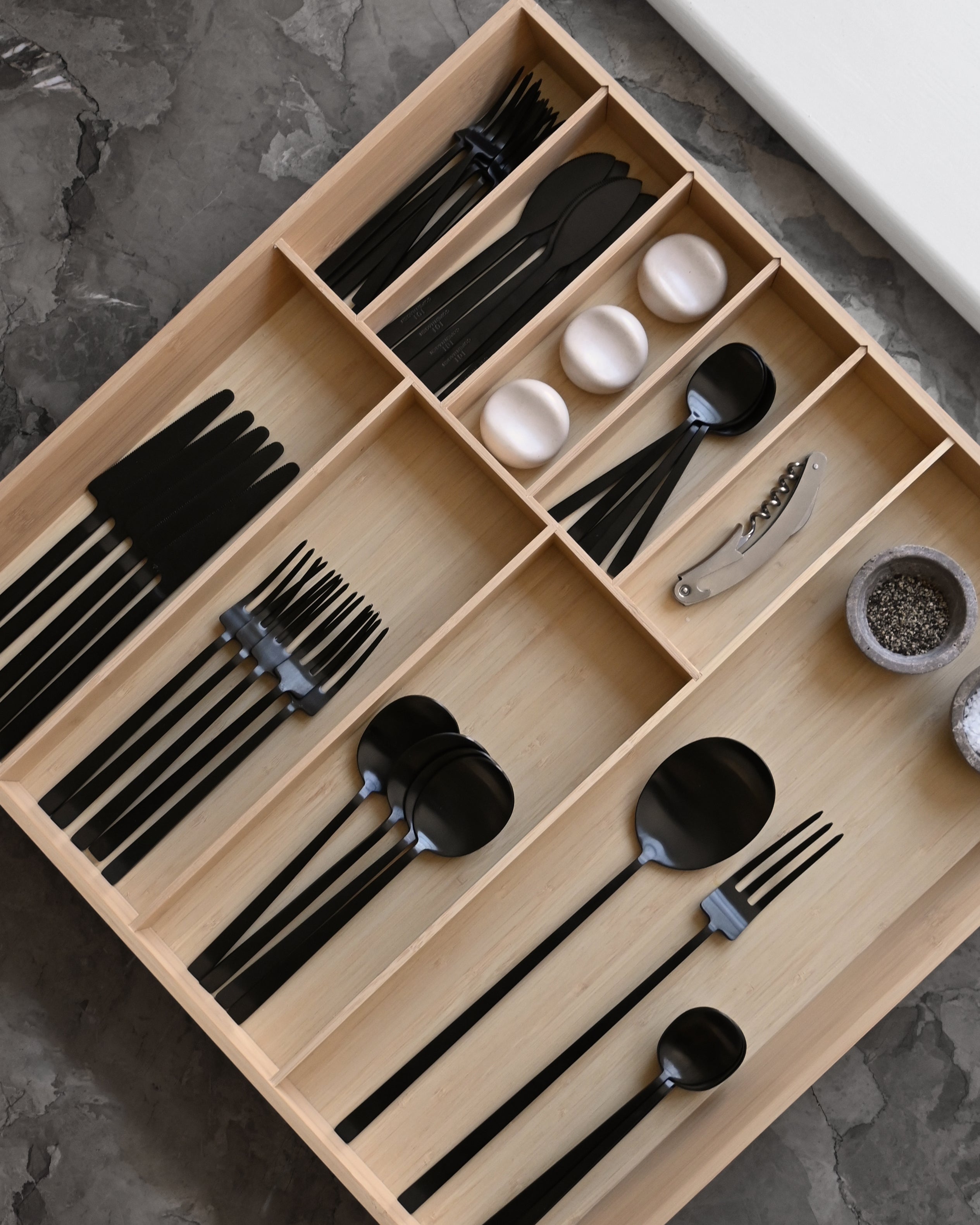 KOGEI Black Cutlery Set