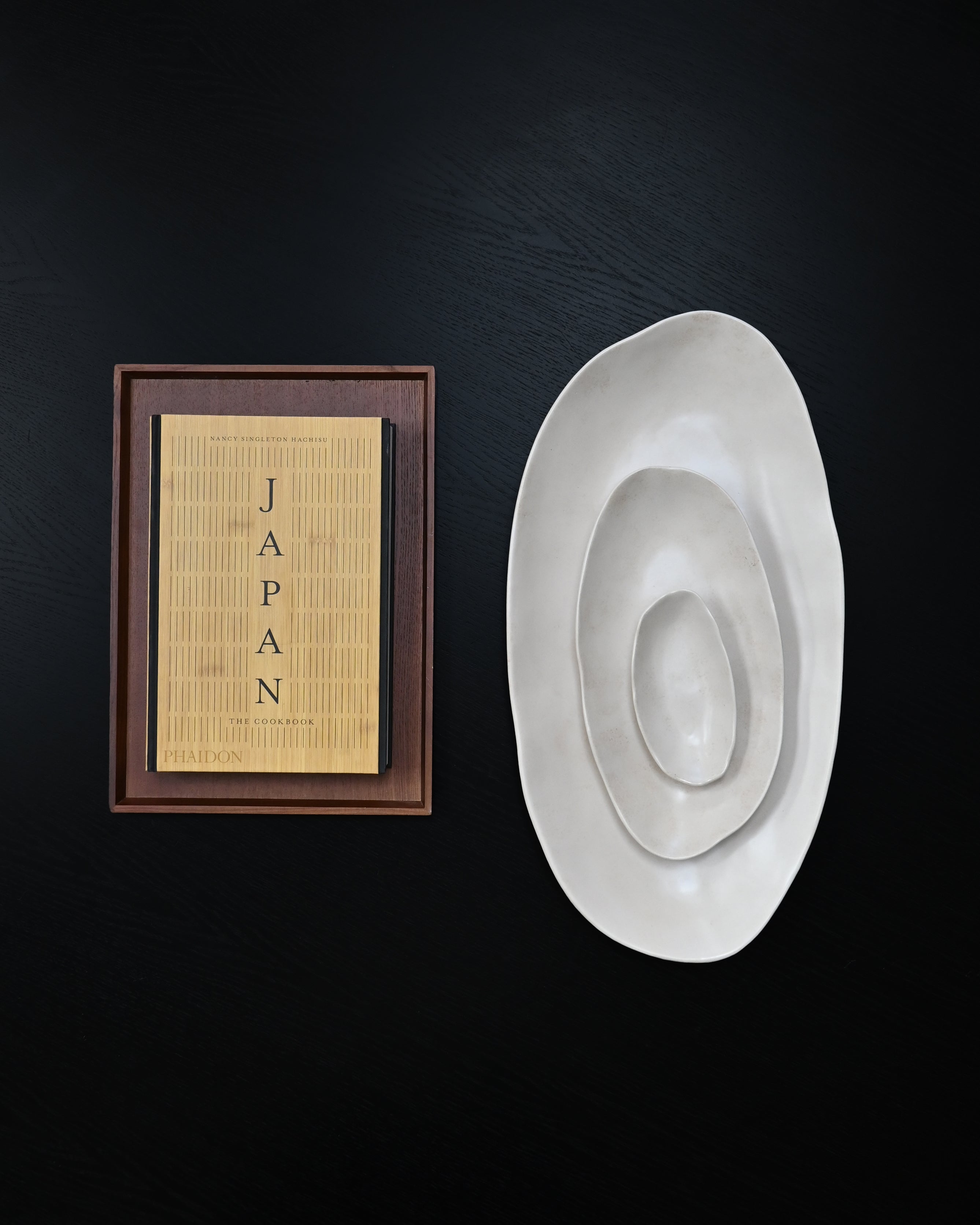 Set of Oval Trays NATIVE White Stoneware
