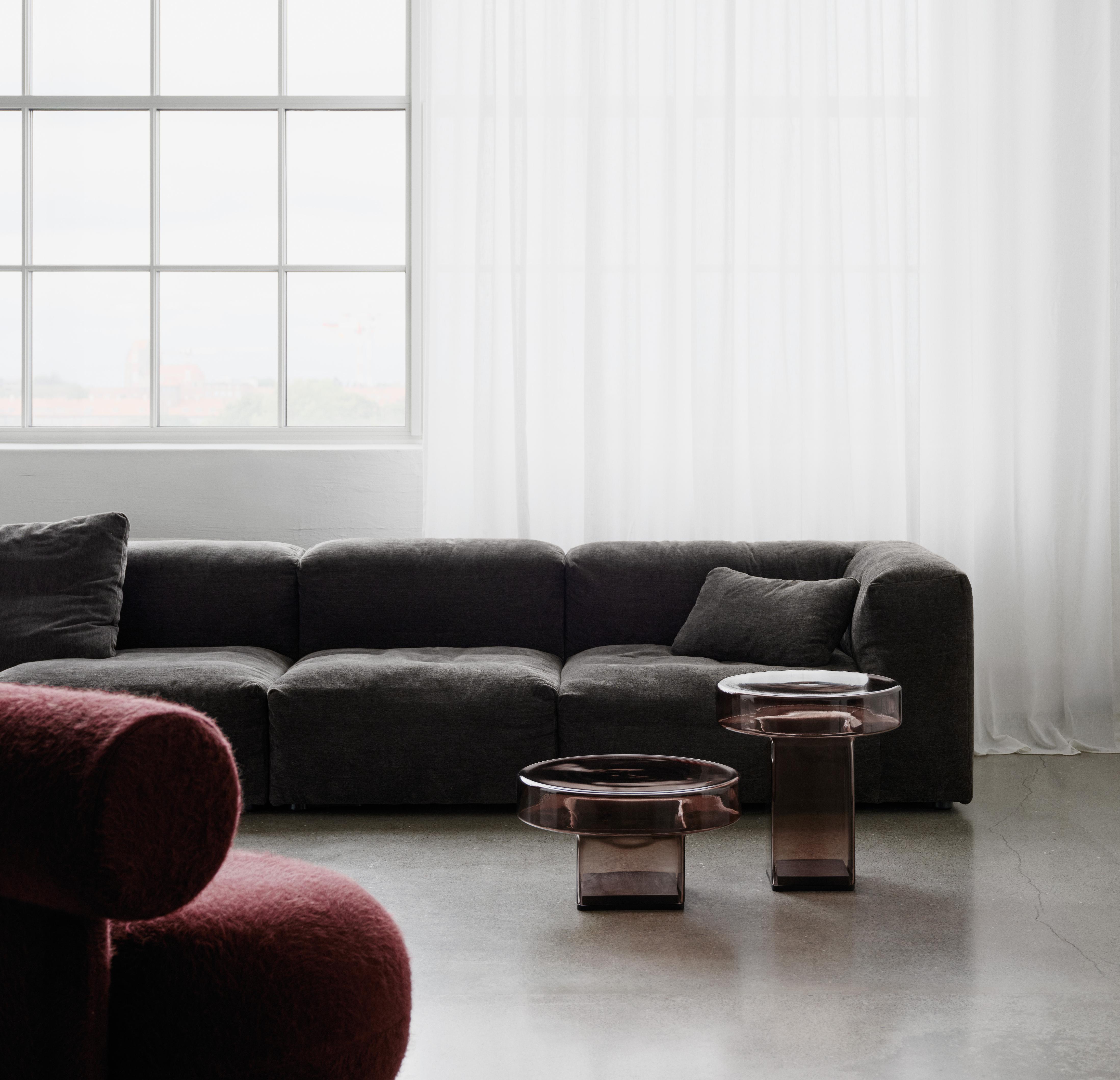 Kaffeetisch NAKED bernsteinfarbenes Glas