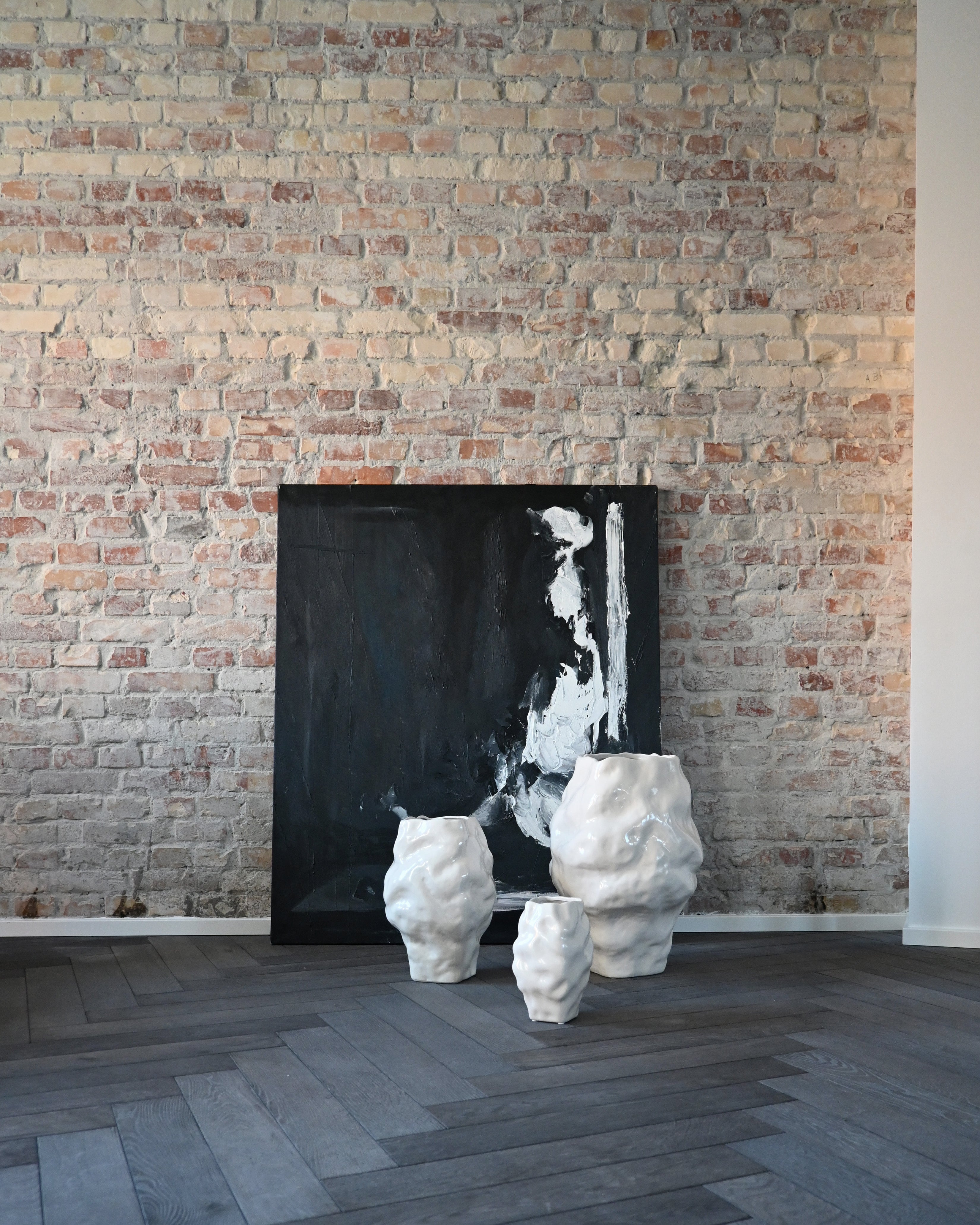 KATACHI Vase white ceramic