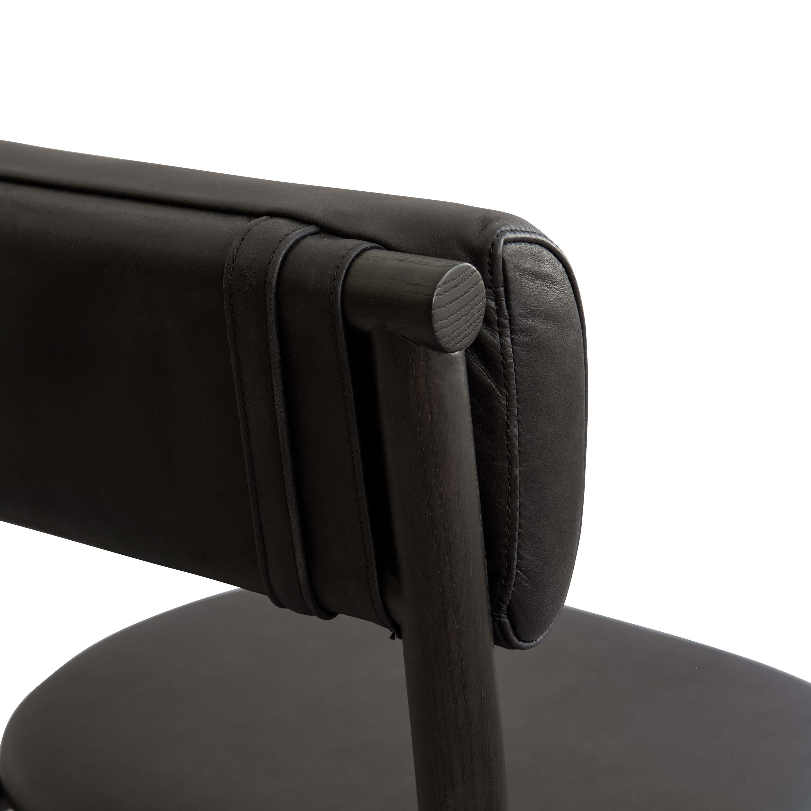 NAMA Chair black leather