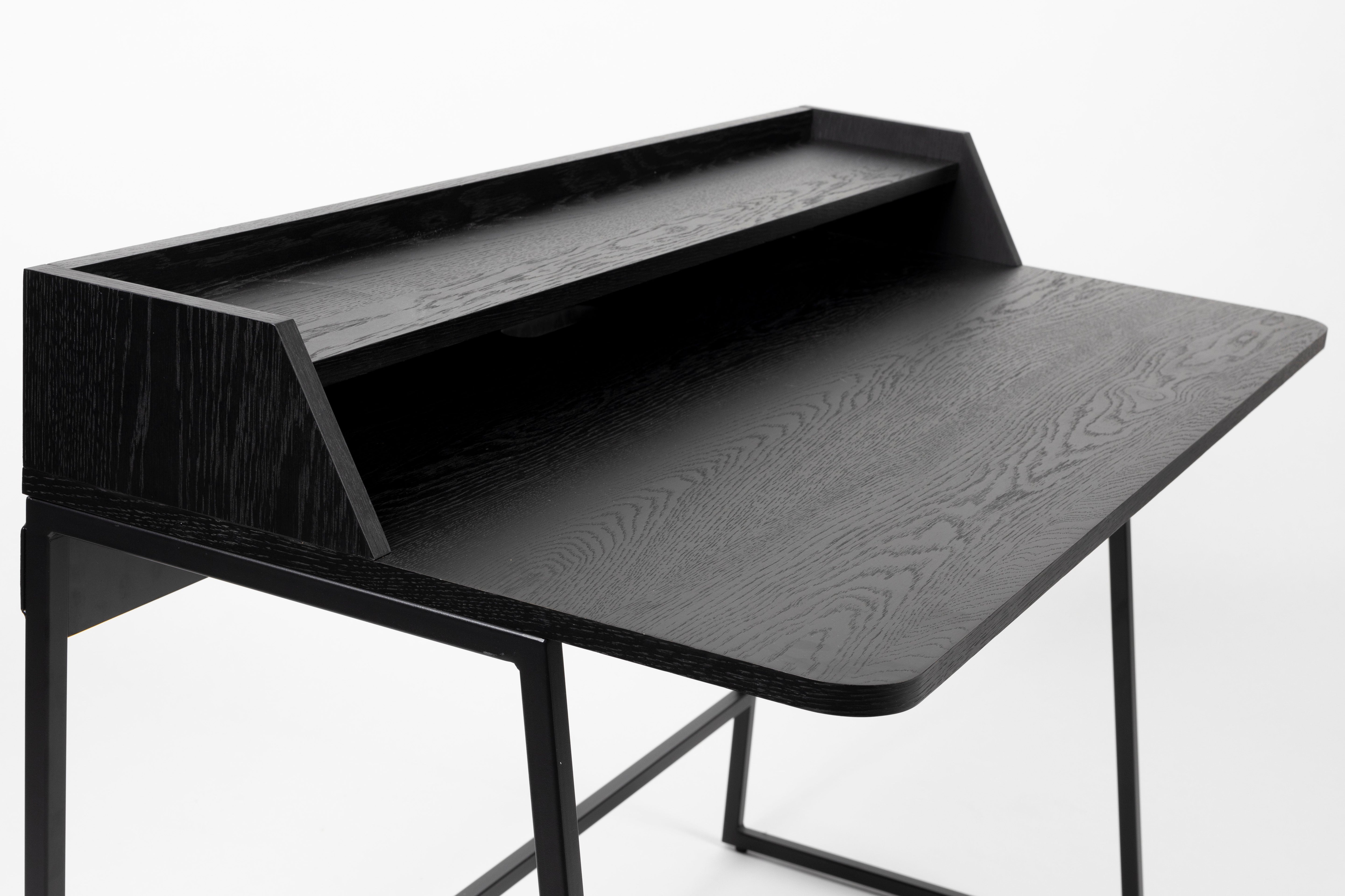 Desk with Giorgio Black Oak Veneer