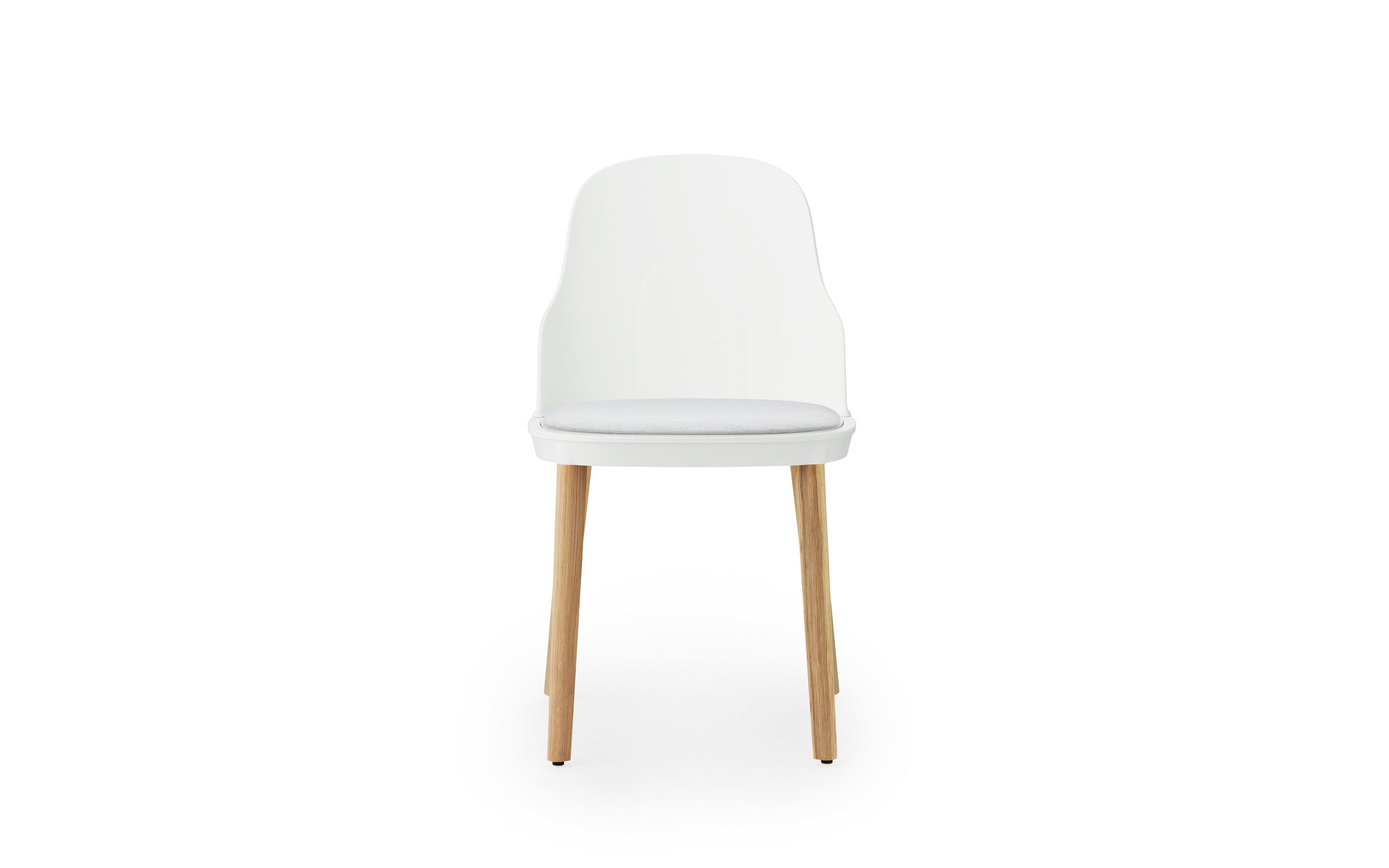 Sunbrella Canvas White Allez Stuhl mit einer Eichenbasis