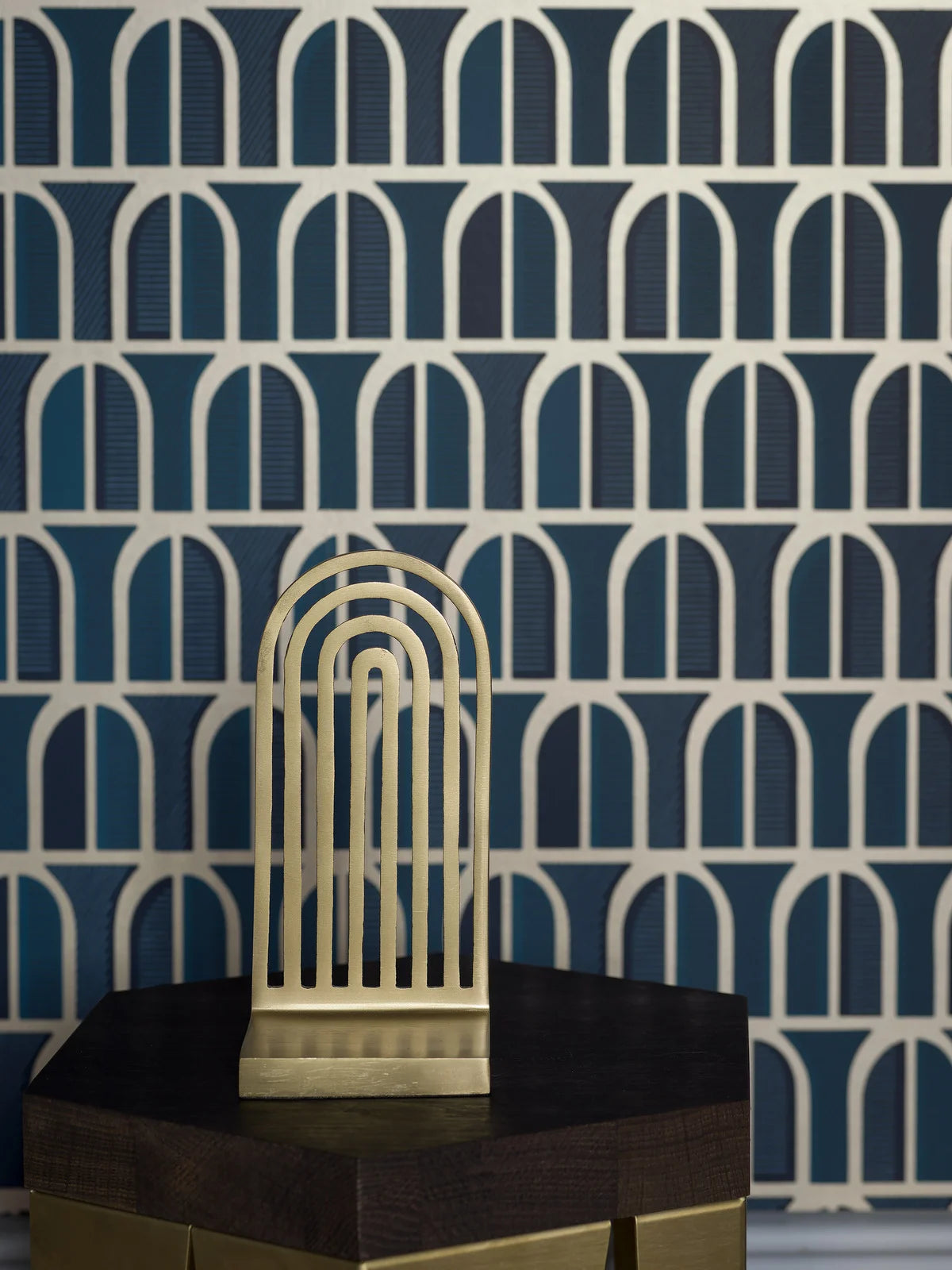 Non-woven paper wallpaper with geometric pattern VENICE dark blue