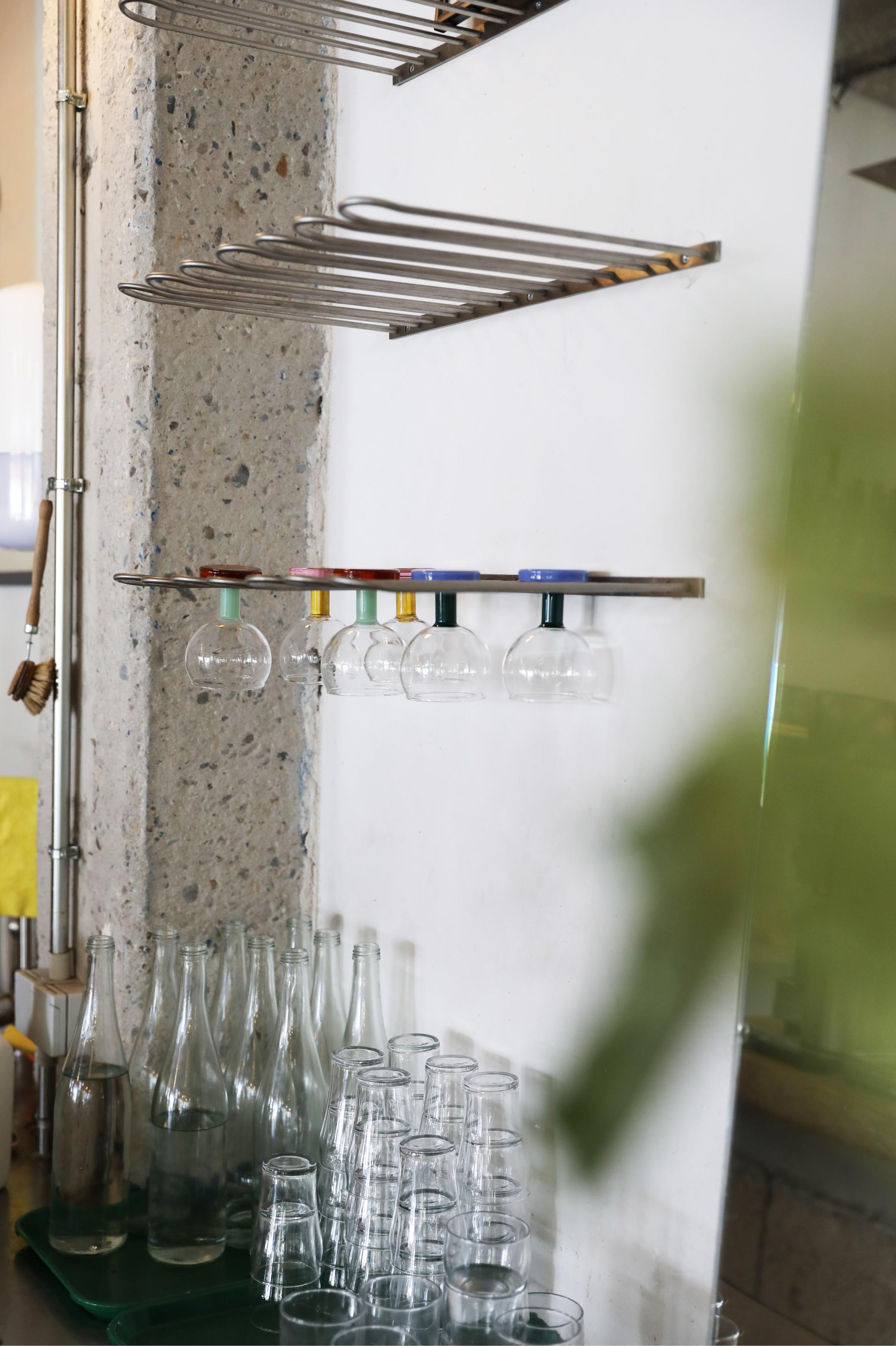 Set von CANTINE Gläsern in Bernstein mit Grün