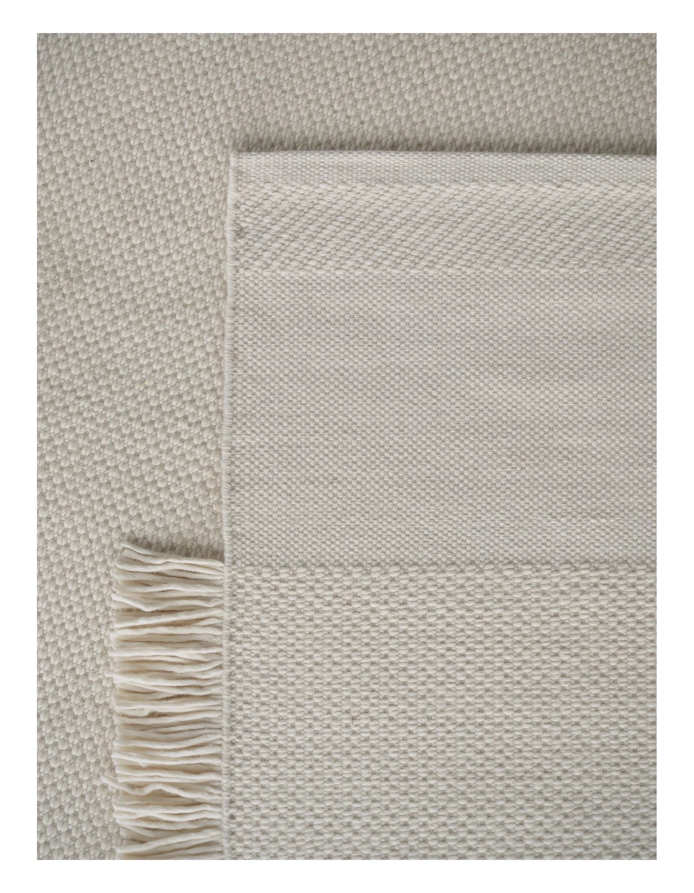 SILENT PATH Rug Broken White