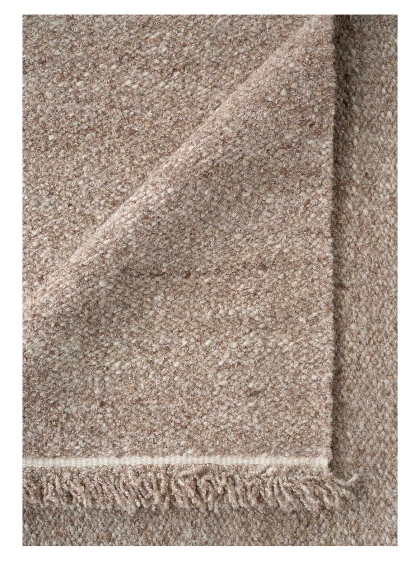 PEACEFUL PARITY carpet in caramel
