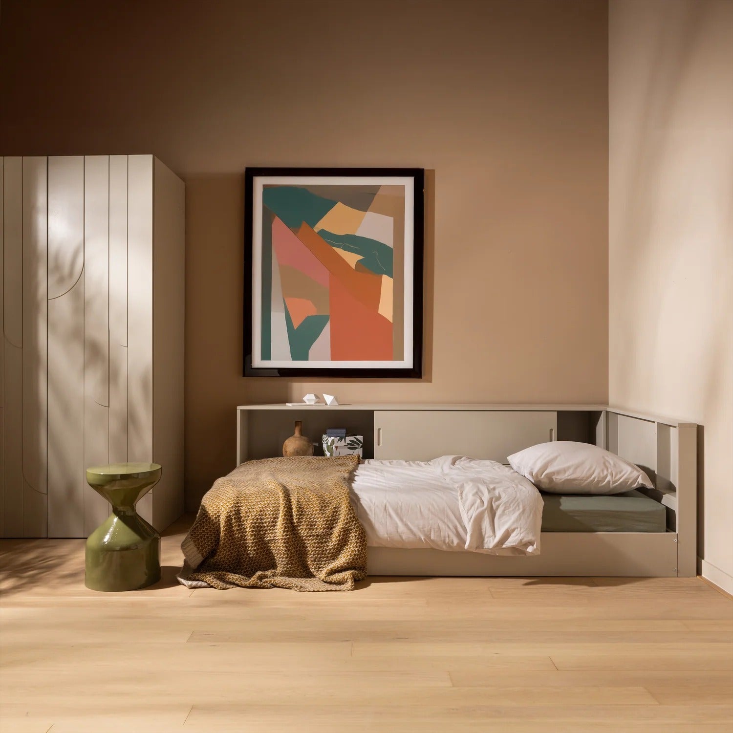 CARTER Beige Corner Bed