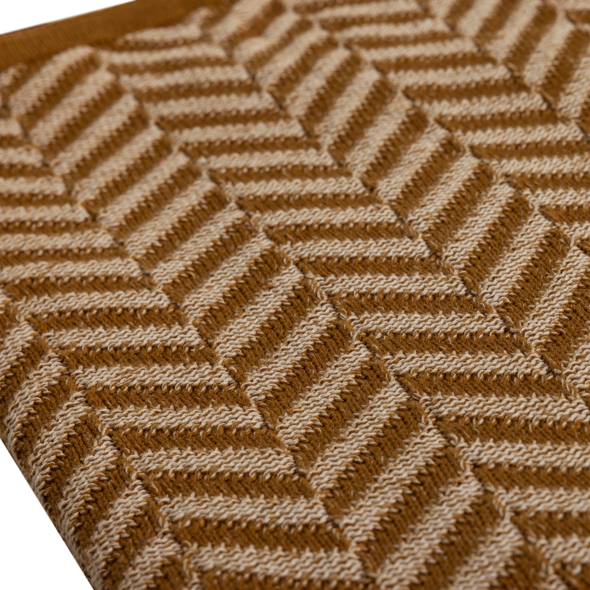 SUNA honey throw