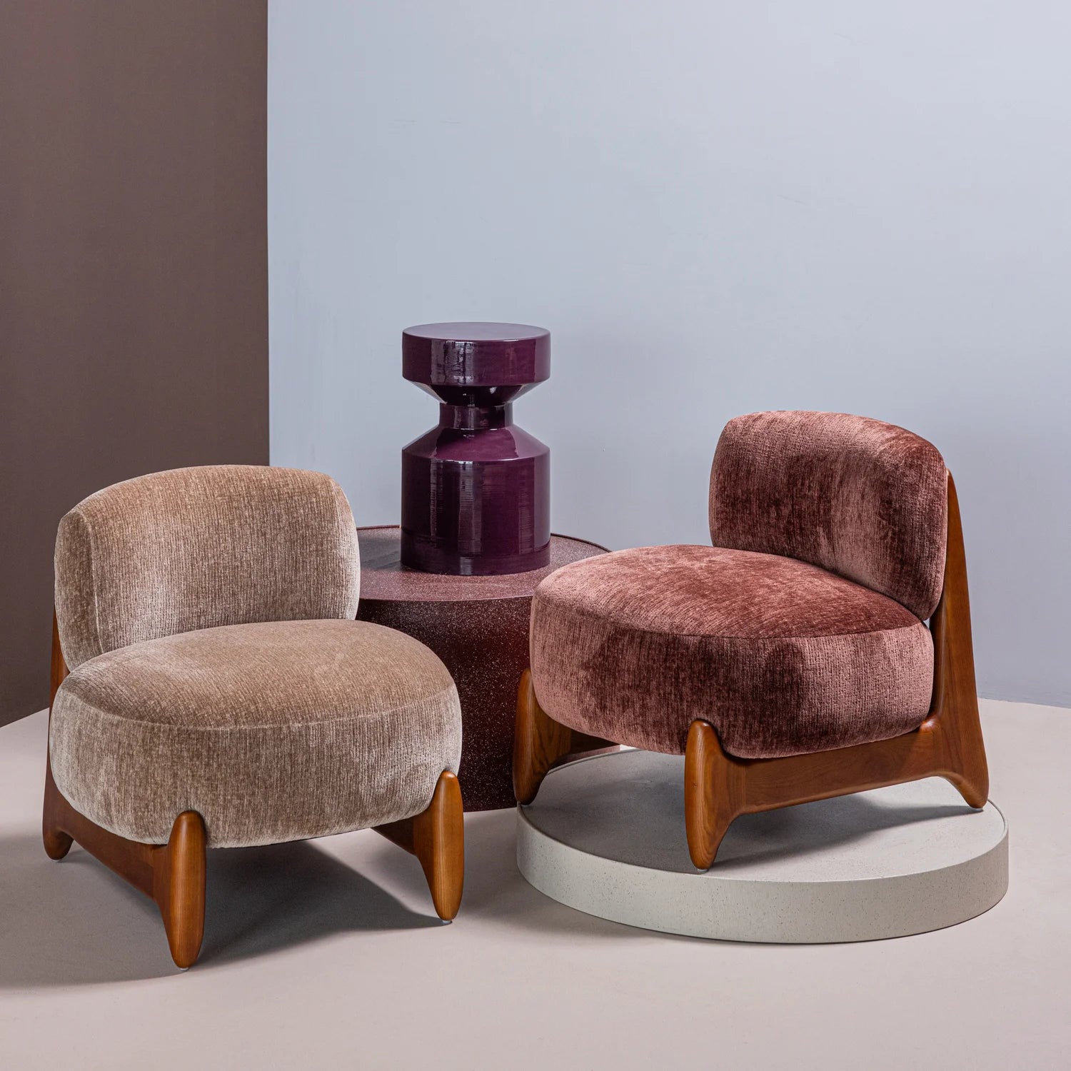 RUNI Armchair in Burgundy with Wooden Base
