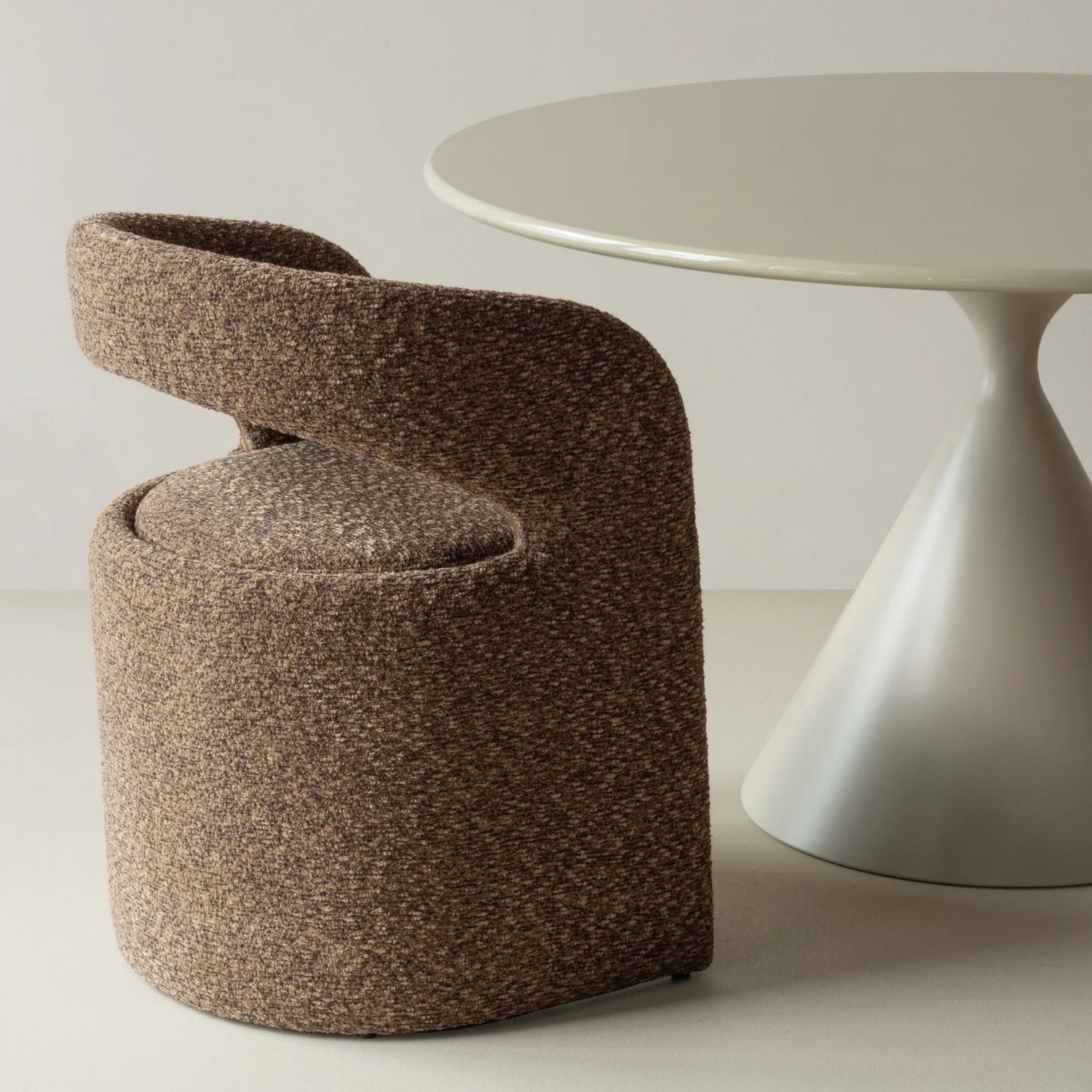 LANOR Chair brown boucle