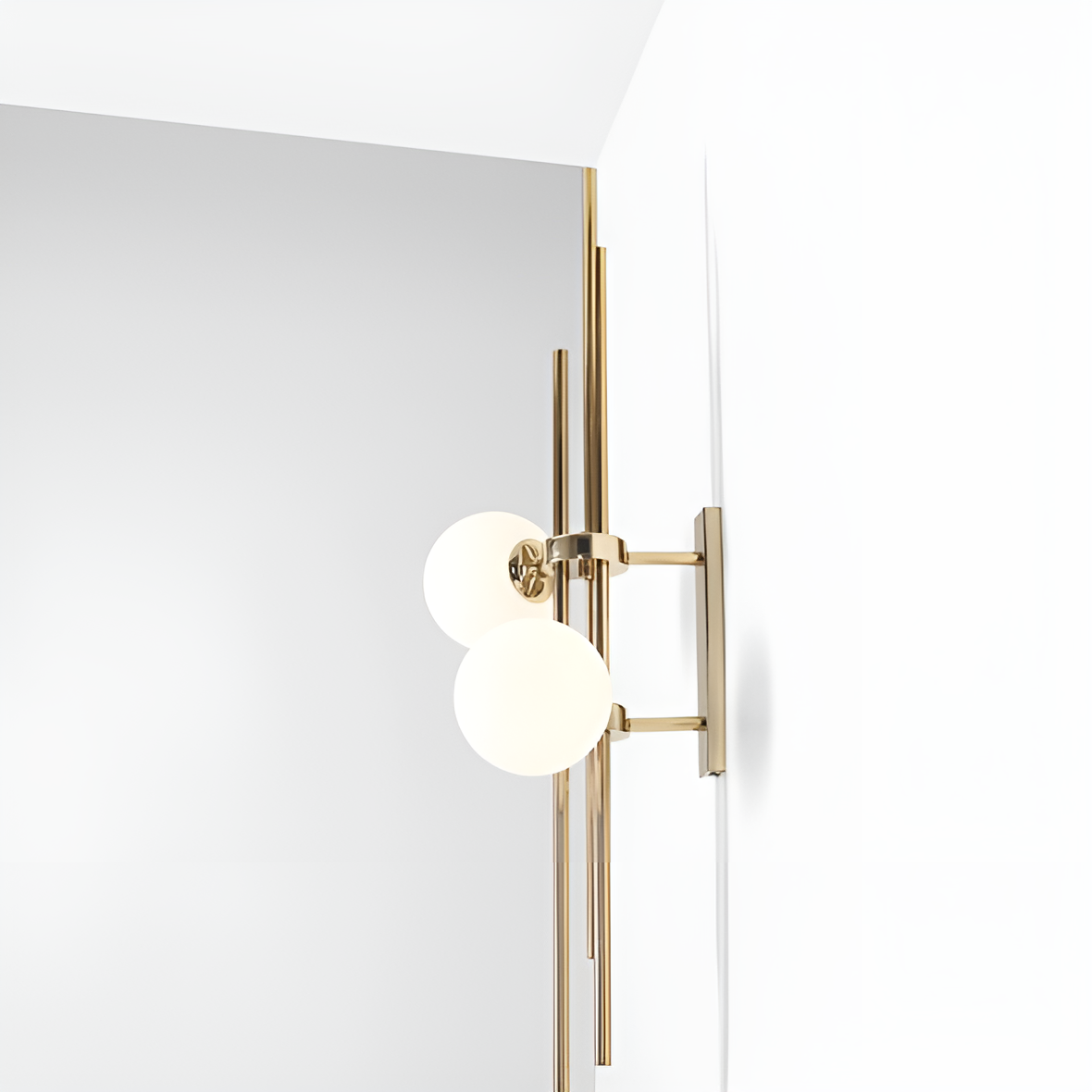 HARMONY goldene Wandleuchte