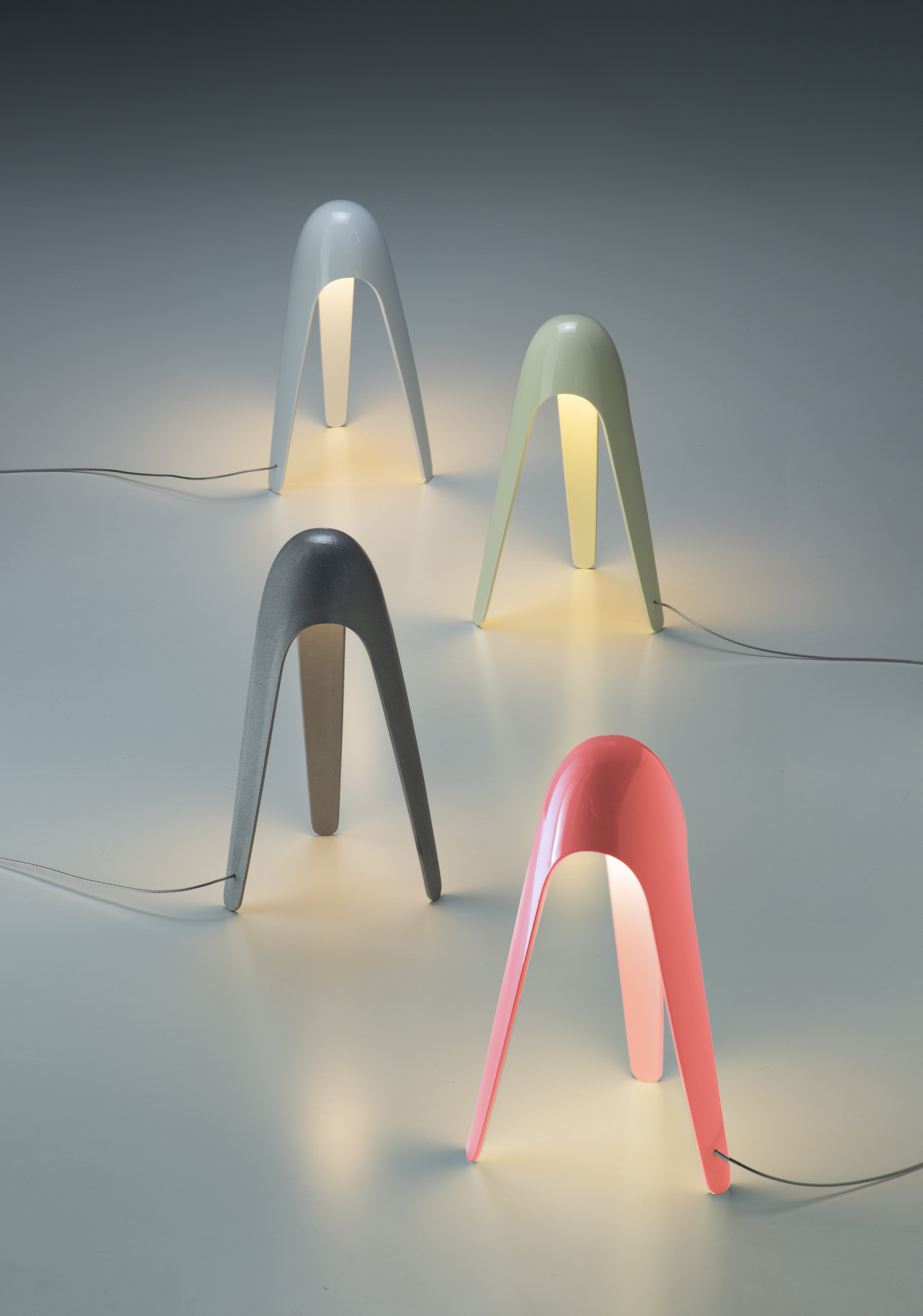 CYBORG Table Lamp in Shimmering Blue
