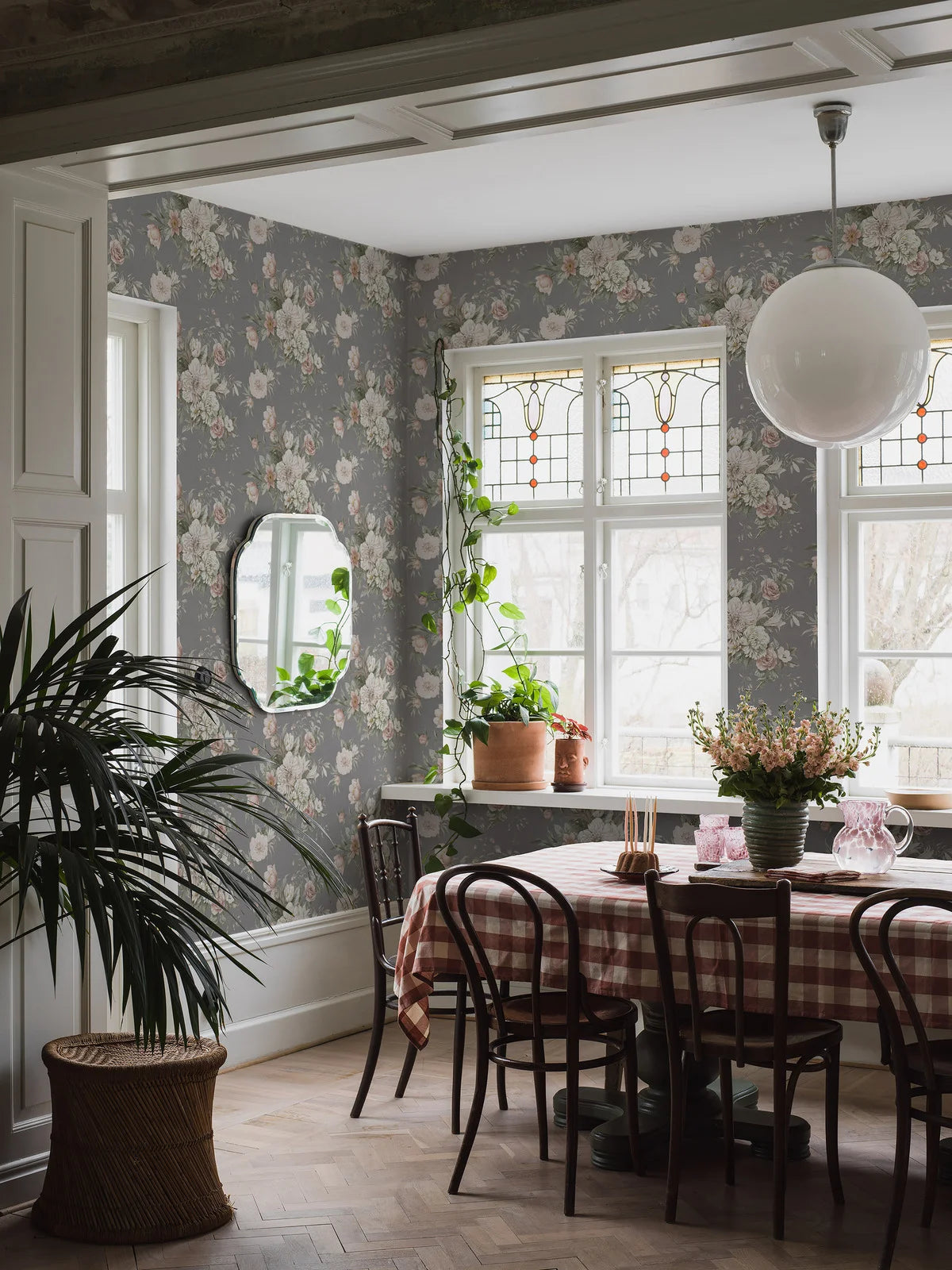 Non-woven paper wallpaper with a floral pattern FLORAL CHARM gray with white and pink