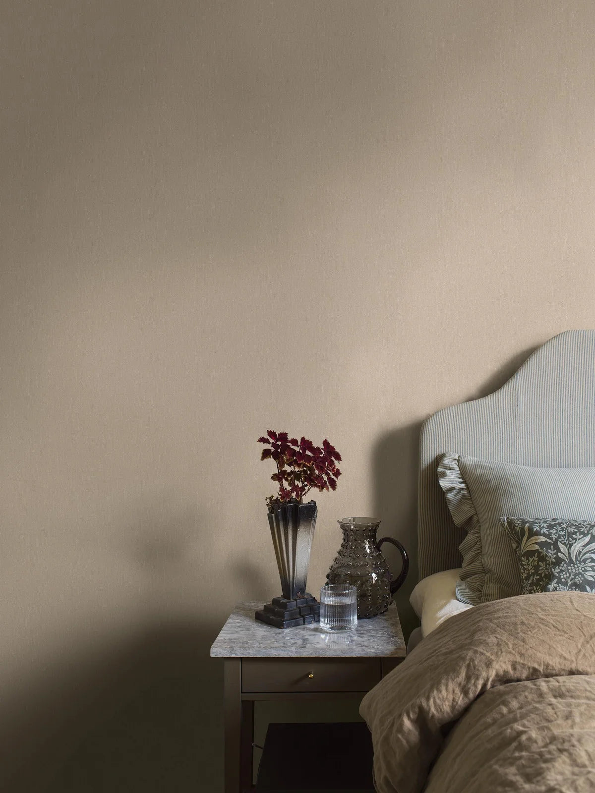 Structural wallpaper imitating linen - GOLDEN LINEN golden beige