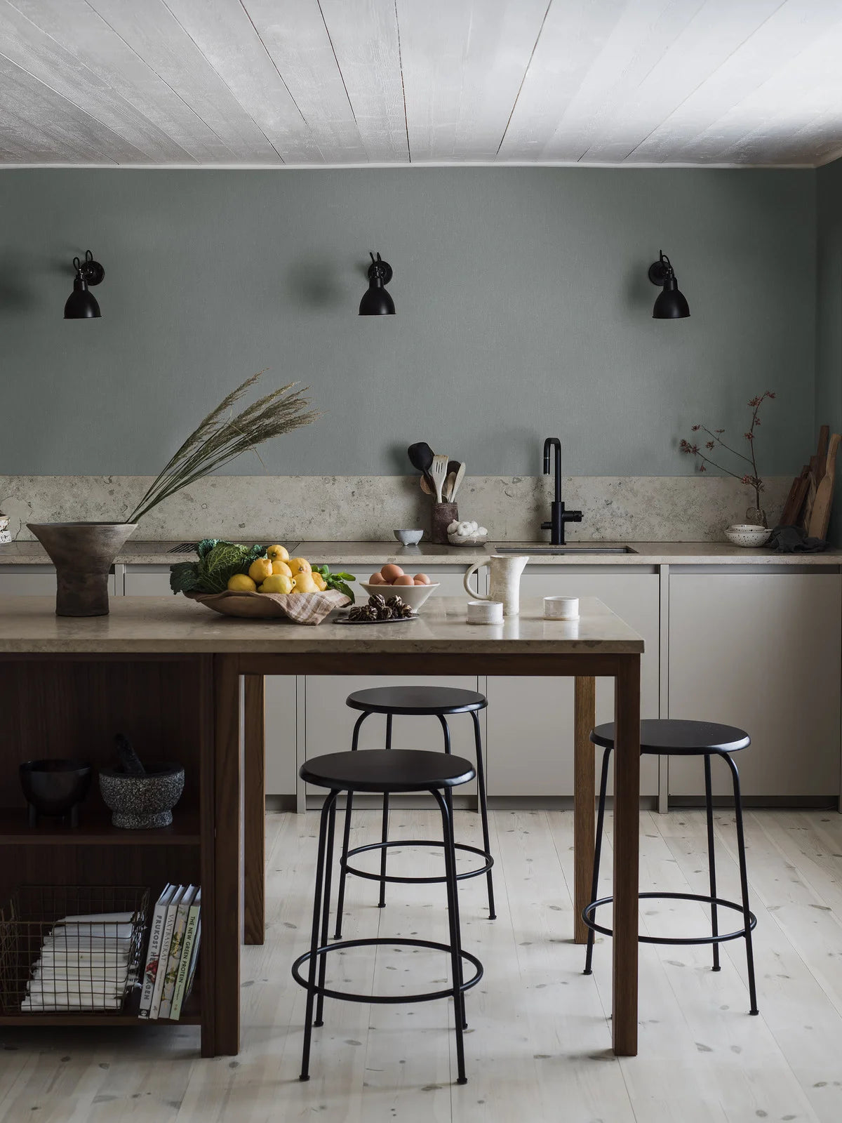 Structural wallpaper imitating linen LINEN - DUSTY DENIM muted blue