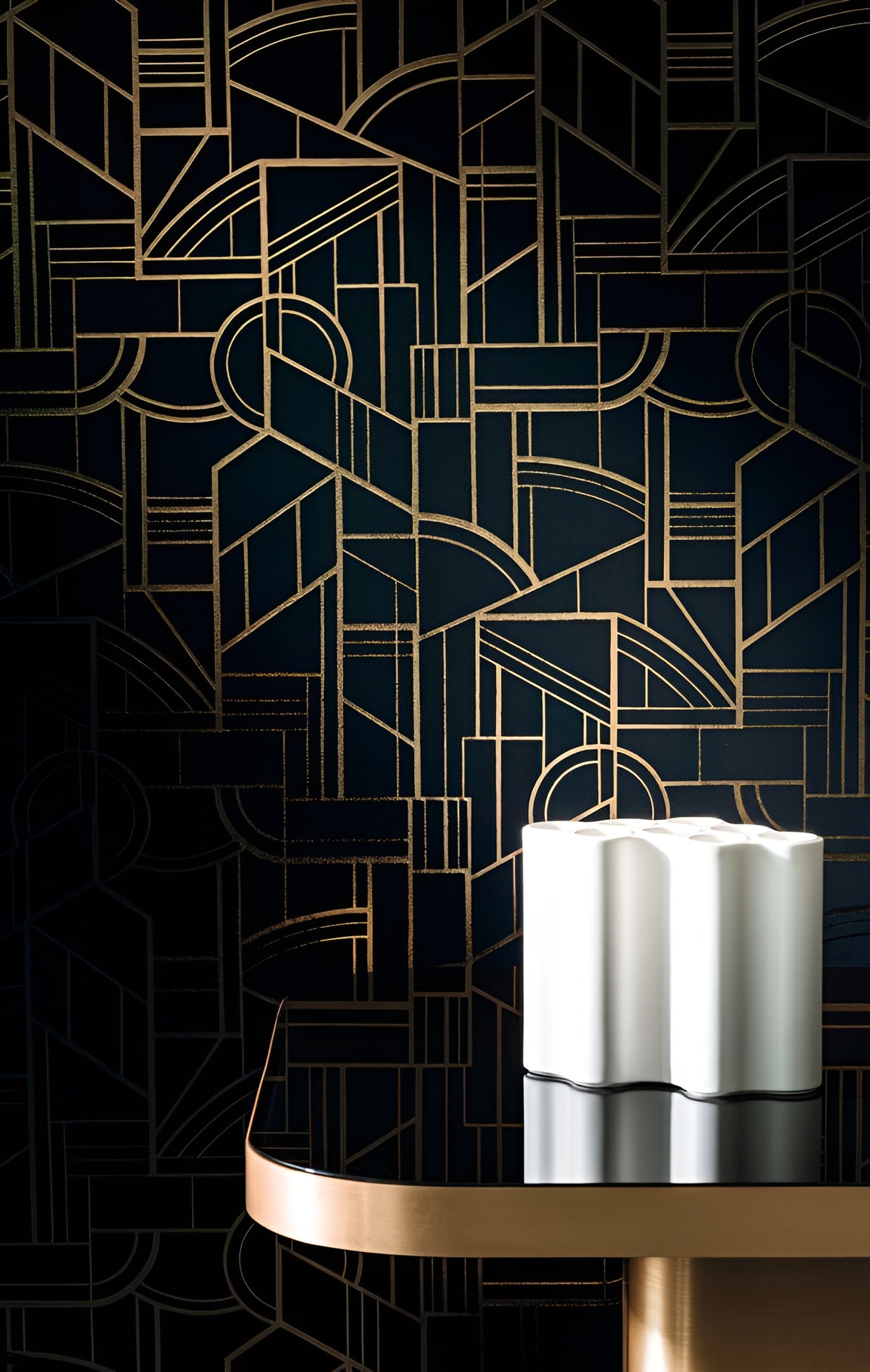 Metallic textile wallpaper with an Art Deco geometric pattern REIMS - NOIR DE LUNE black with gold