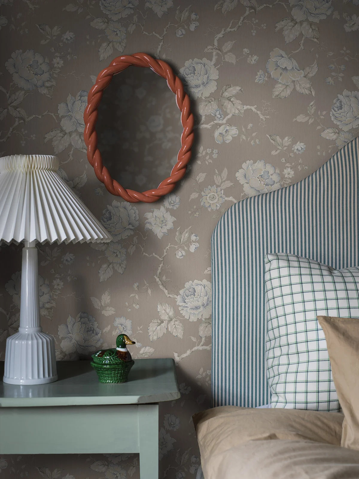 ROSENTRAD Light Brown Floral Pattern Wallpaper
