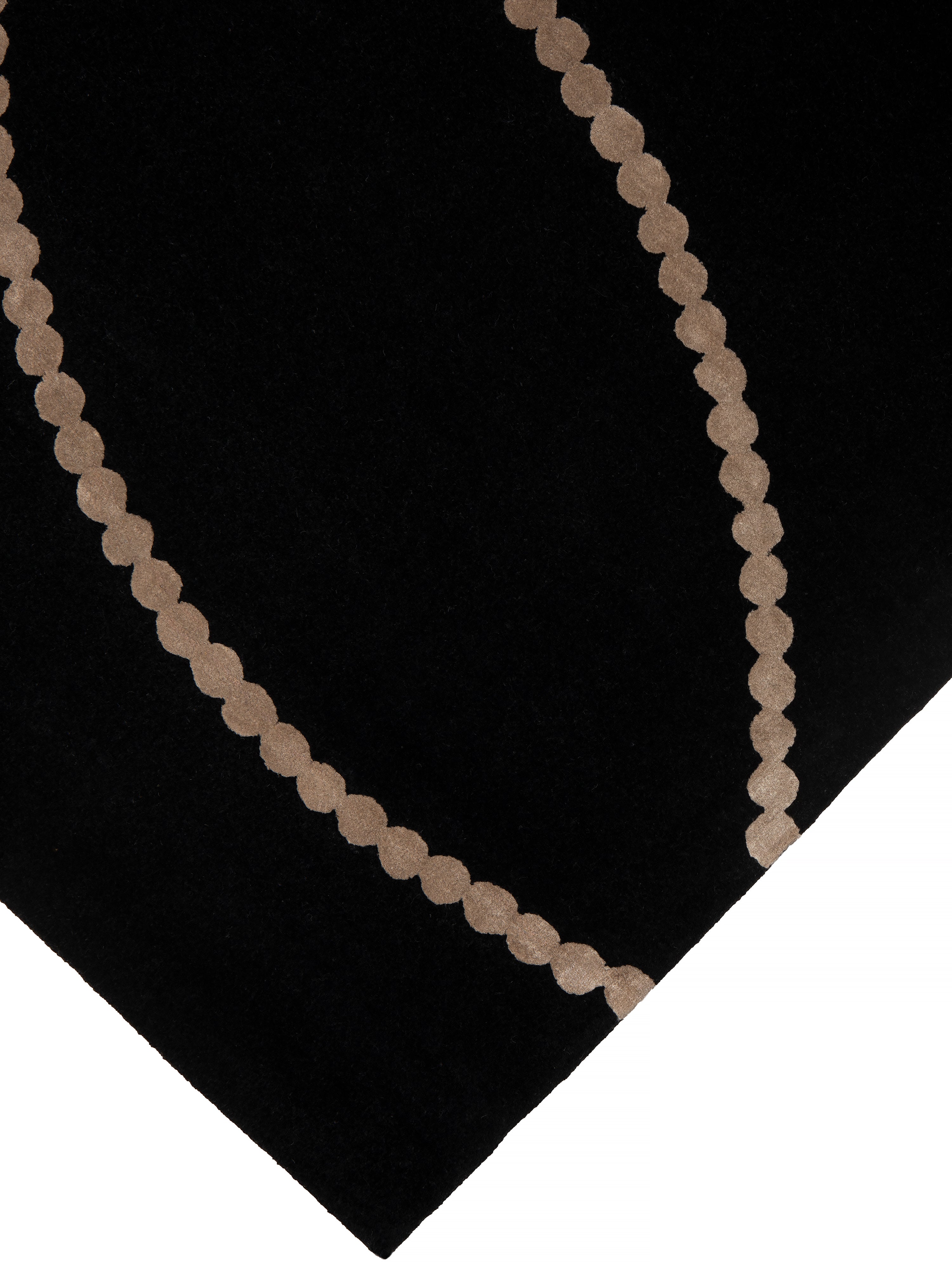 Teppich LUNA schwarz mit beigem Muster
