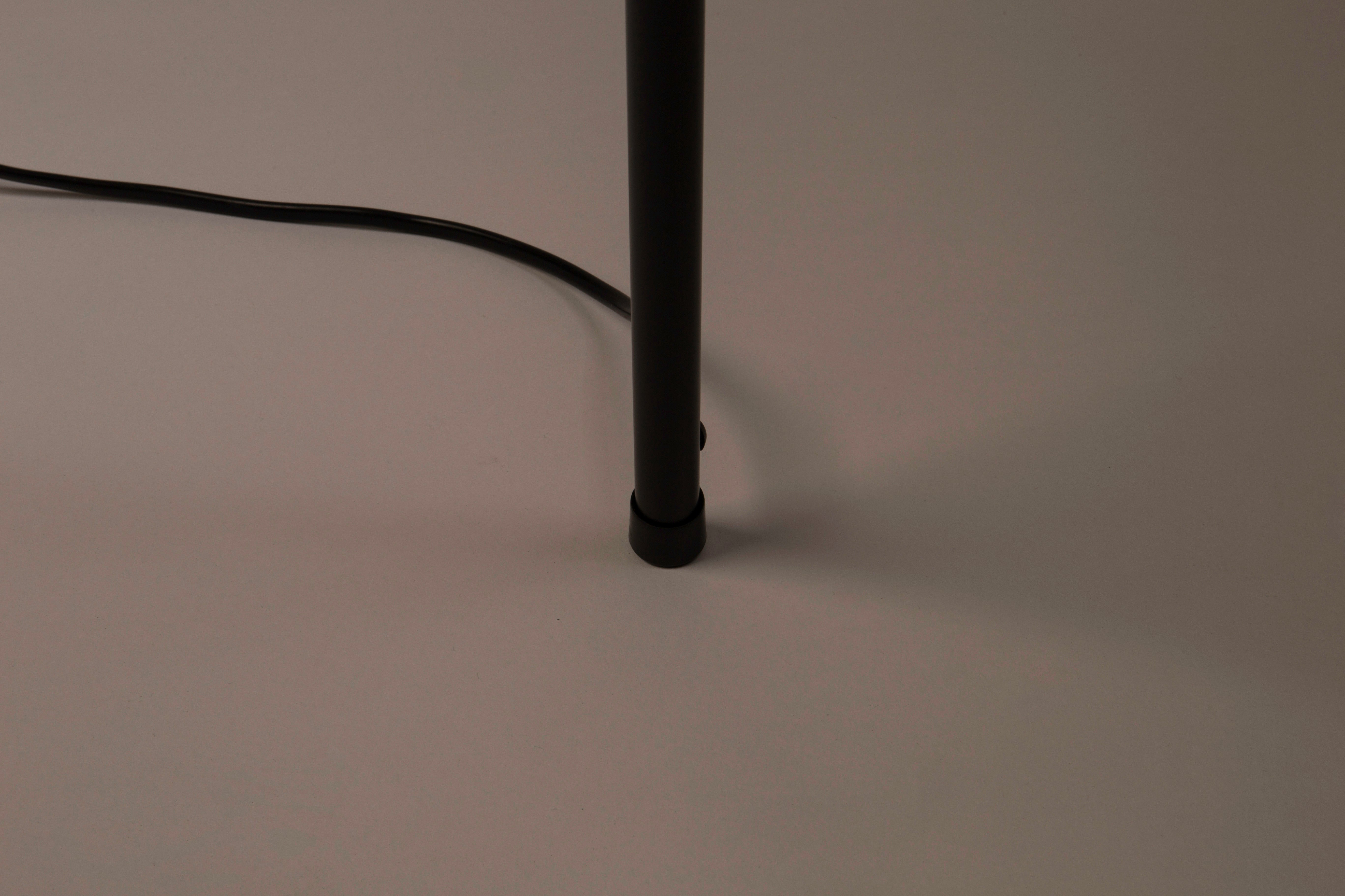WOODLAND table lamp with ash veneer and black base