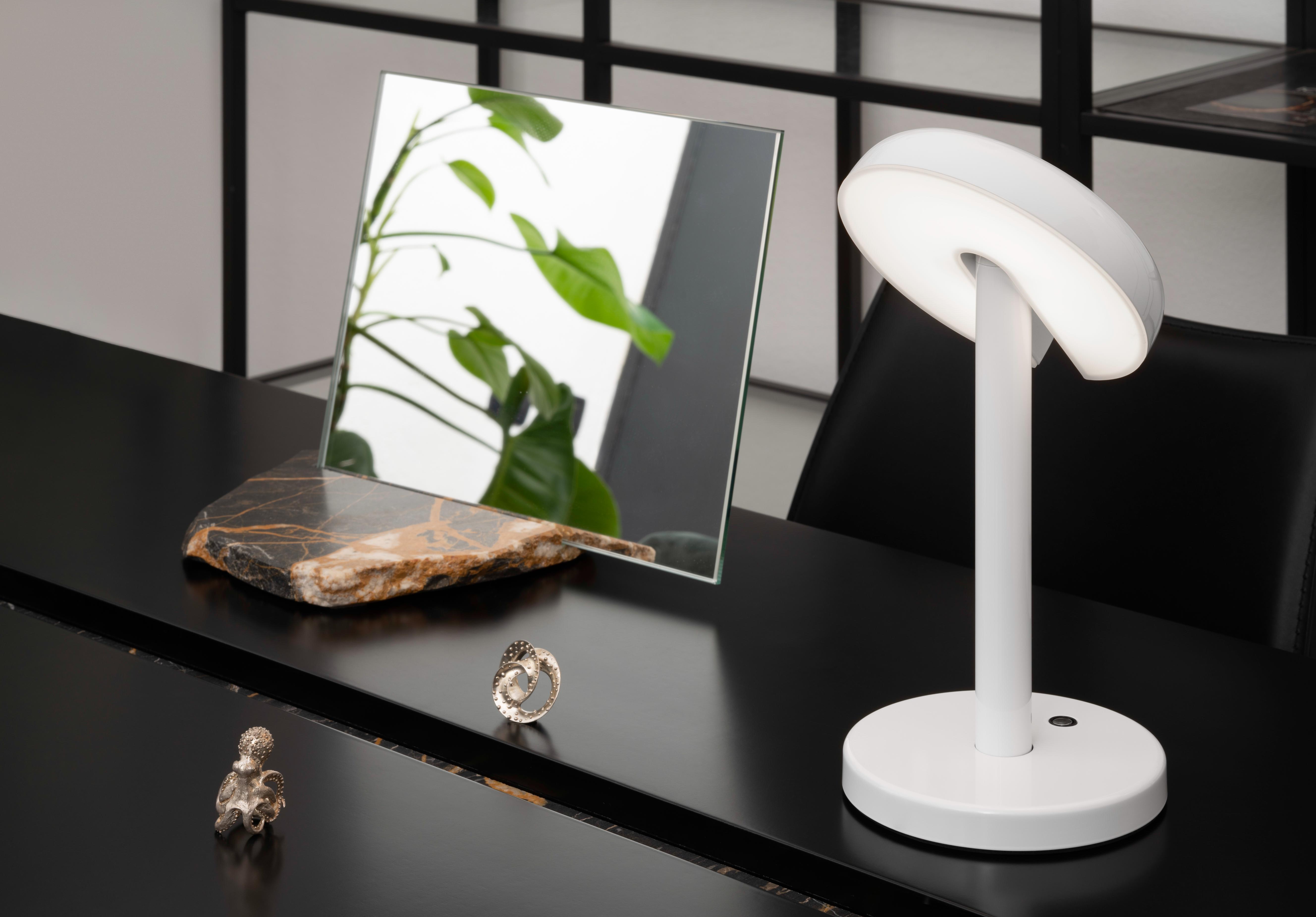 Portable lamp CABRIOLETTE glossy white