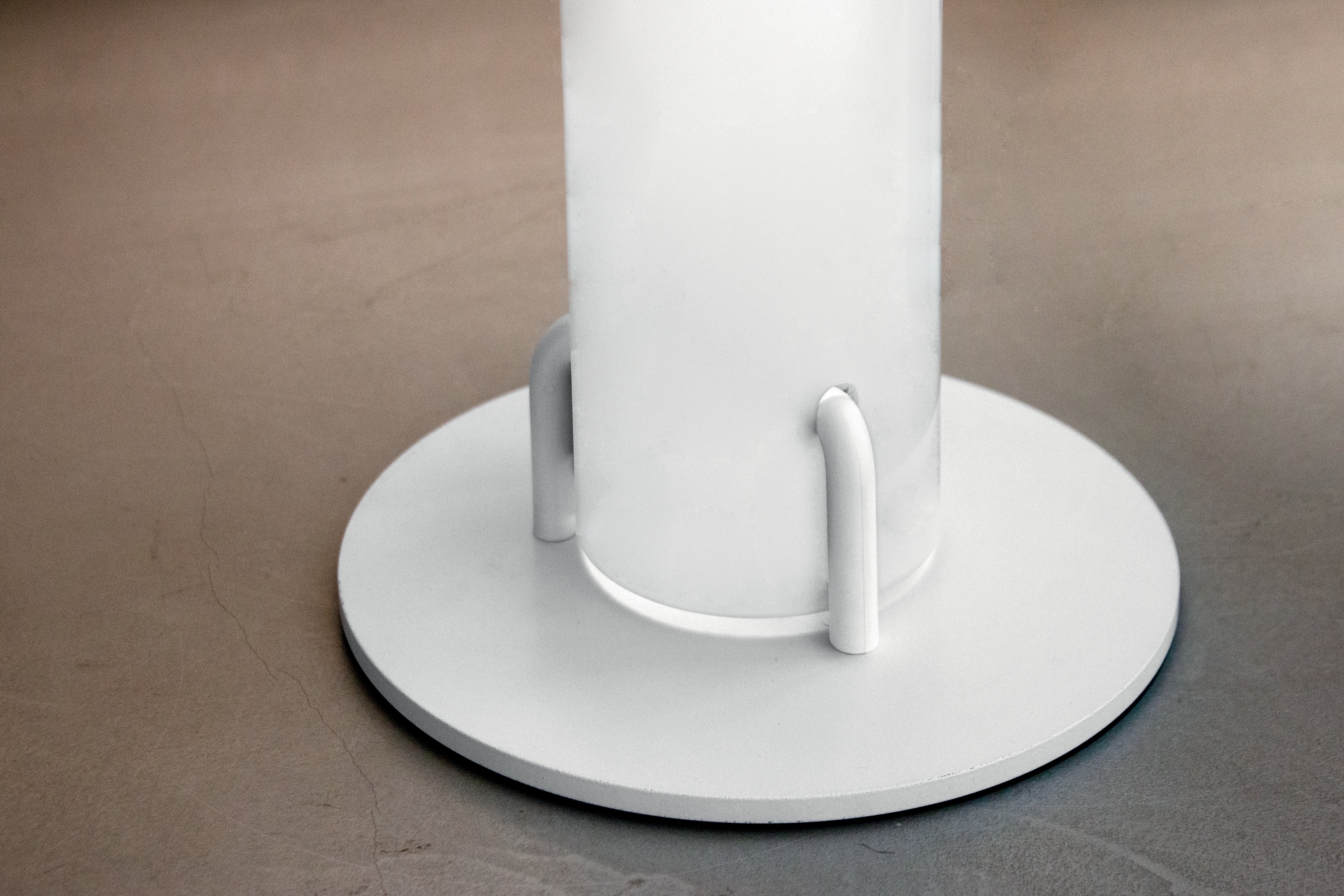 Lampa podłogowa PISTILLO biały